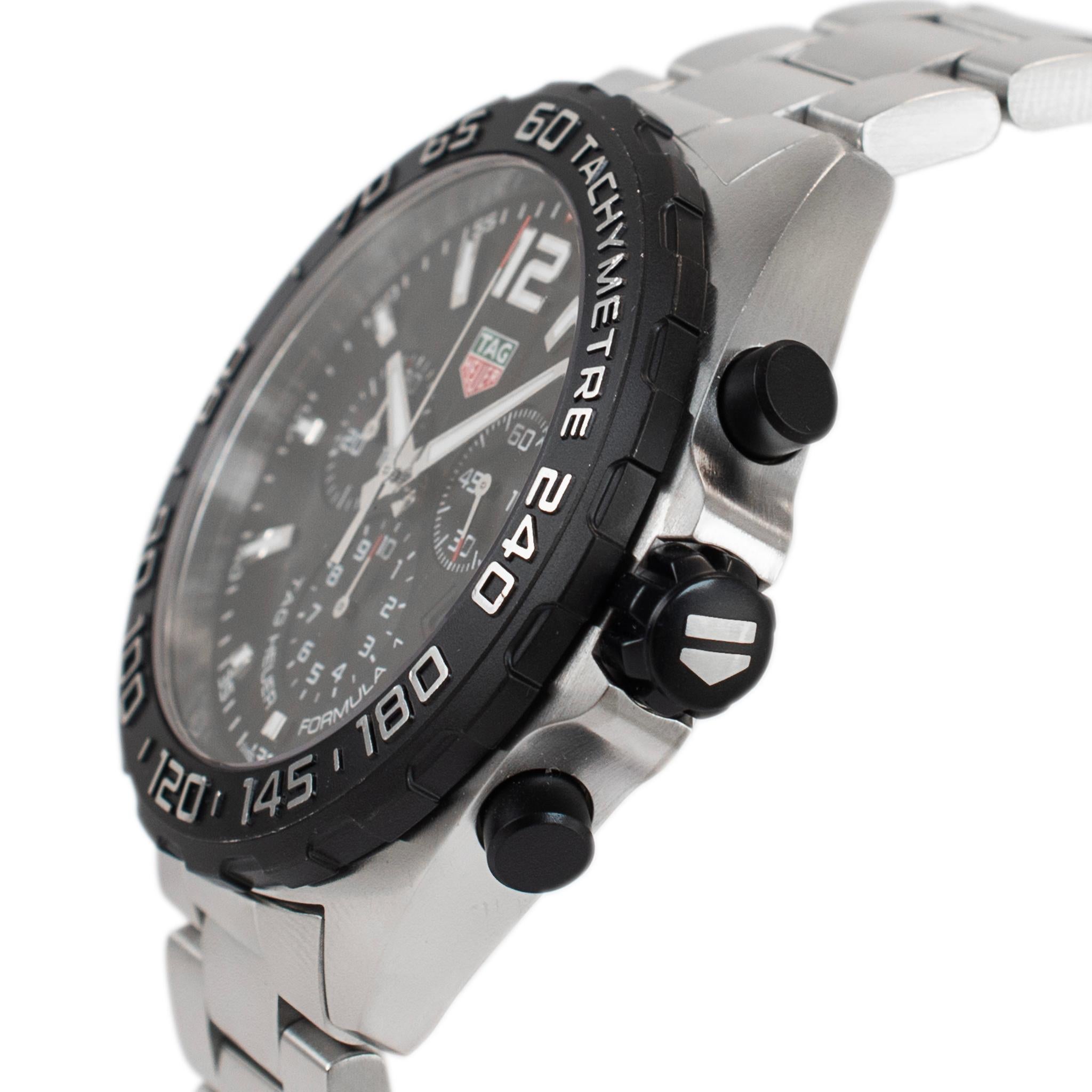 Montre TAG Heuer Formula 1 43MM CAZ1010 Quartz Cadran noir 200M Acier inoxydable Excellent état - En vente à Houston, TX