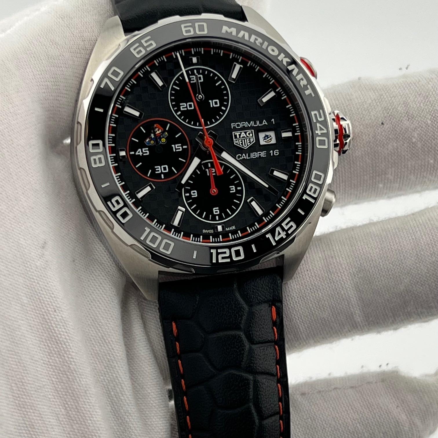 Número de estilo: CAZ201E.FC6517

De serie: WQJ****

Año: 2022
 
Model No: TAG Heuer Fórmula 1 - Mario Kart 
 
Material de la caja: Acero inoxidable
 
Correa: Cuero
 
Bisel: Negro
 
Esfera: Negra 
 
Cristal: zafiro
 
Tamaño de la caja: 44 mm
