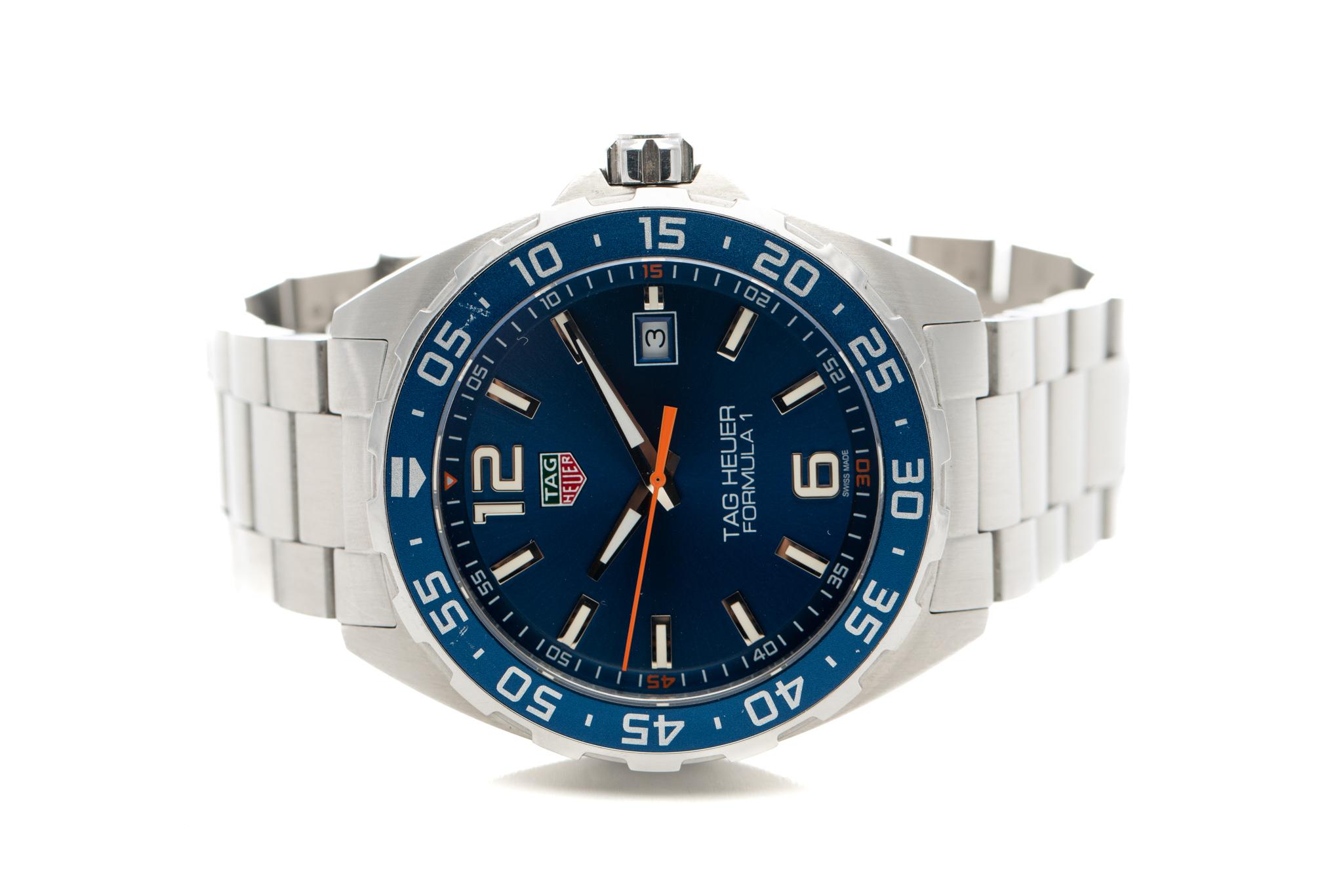 TAG Heuer Formula 1 Quartz 43mm Acier inoxydable Cadran bleu Ref : WAZ1010 2