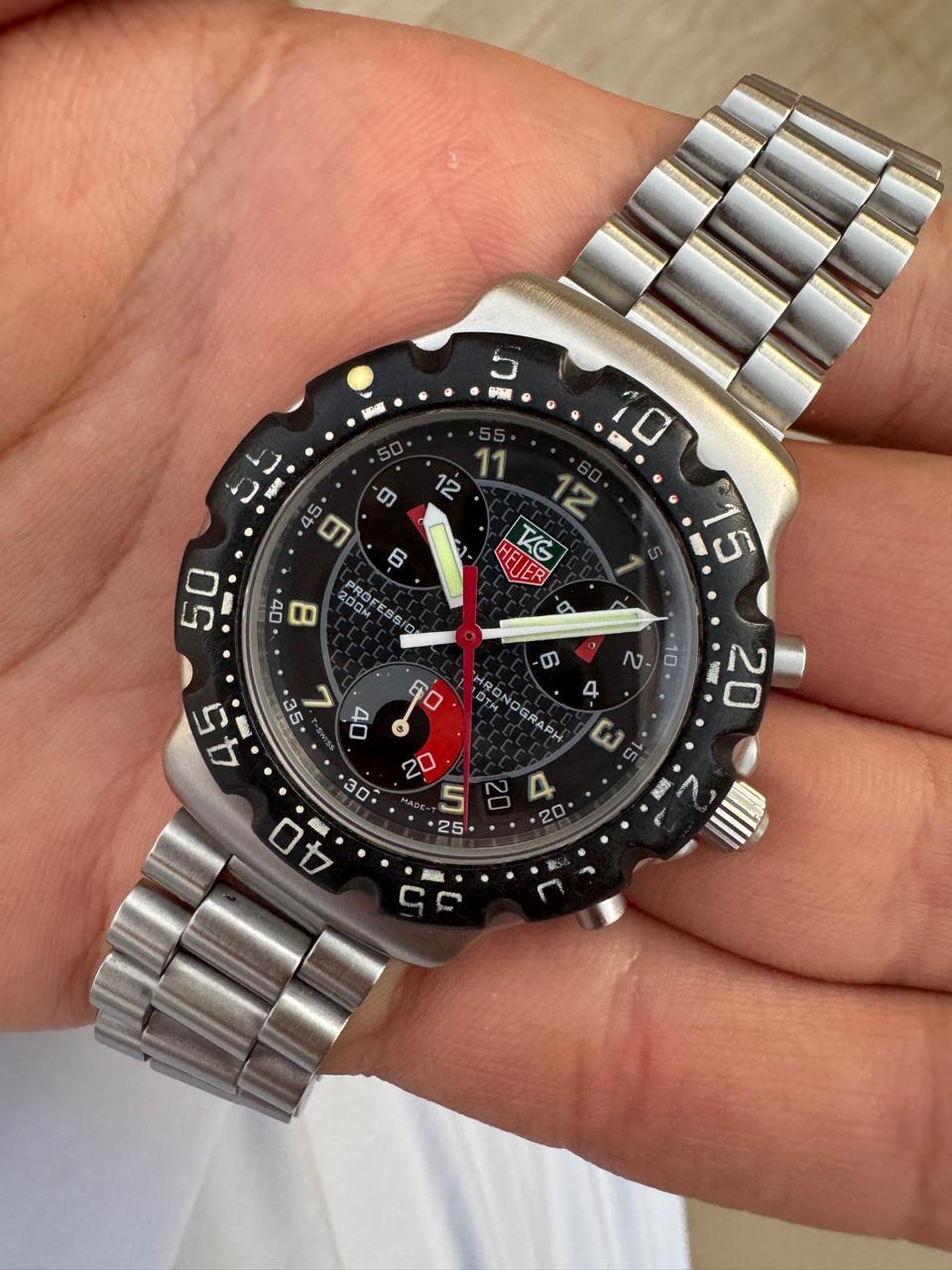 TAG Heuer Formula 1 Quartz Black Dial Chronograph CA1211 Mens Watch For Sale 10