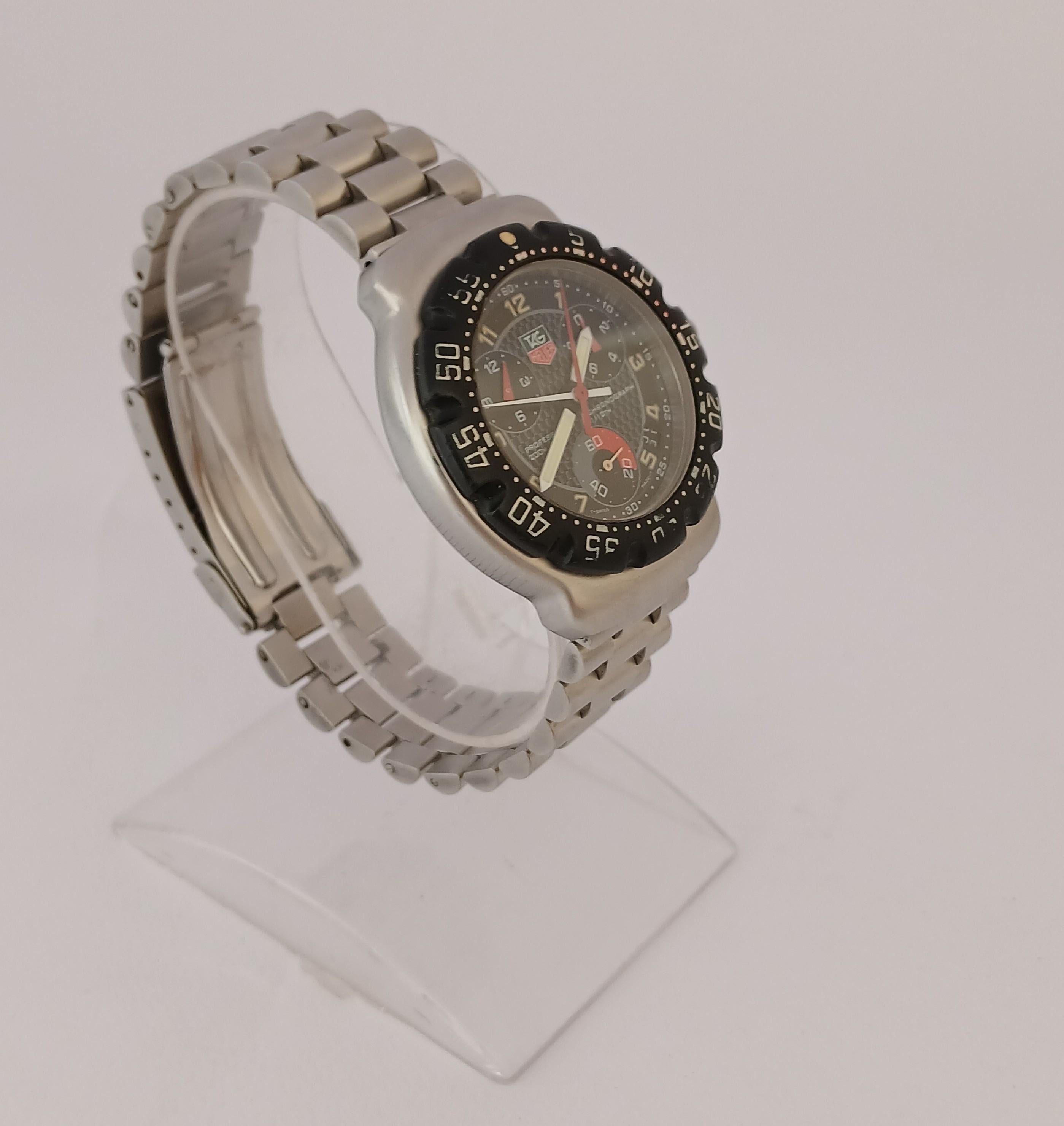 TAG Heuer Formula 1 Quartz Black Dial Chronograph CA1211 Mens Watch For Sale 2