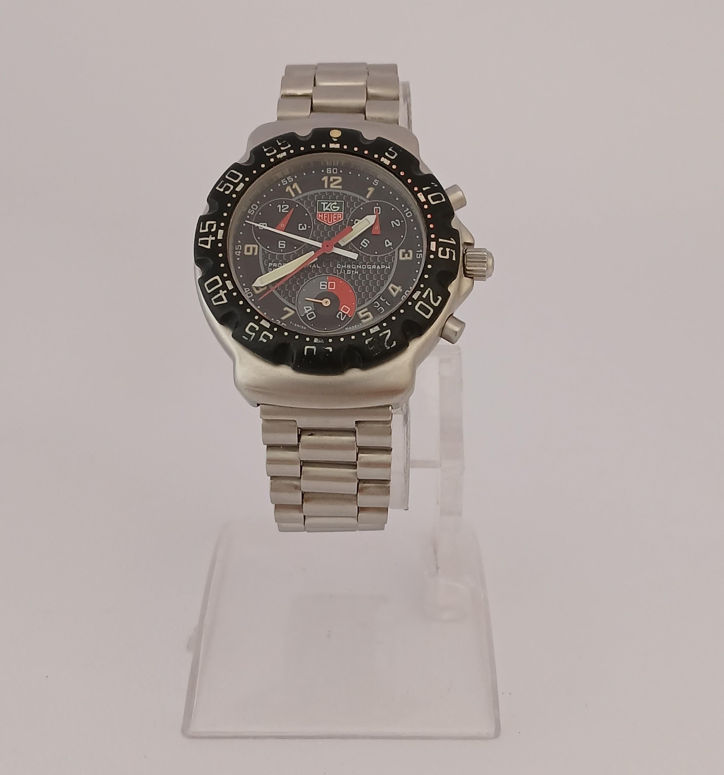 TAG Heuer Formula 1 Quartz Black Dial Chronograph CA1211 Mens Watch For Sale 4