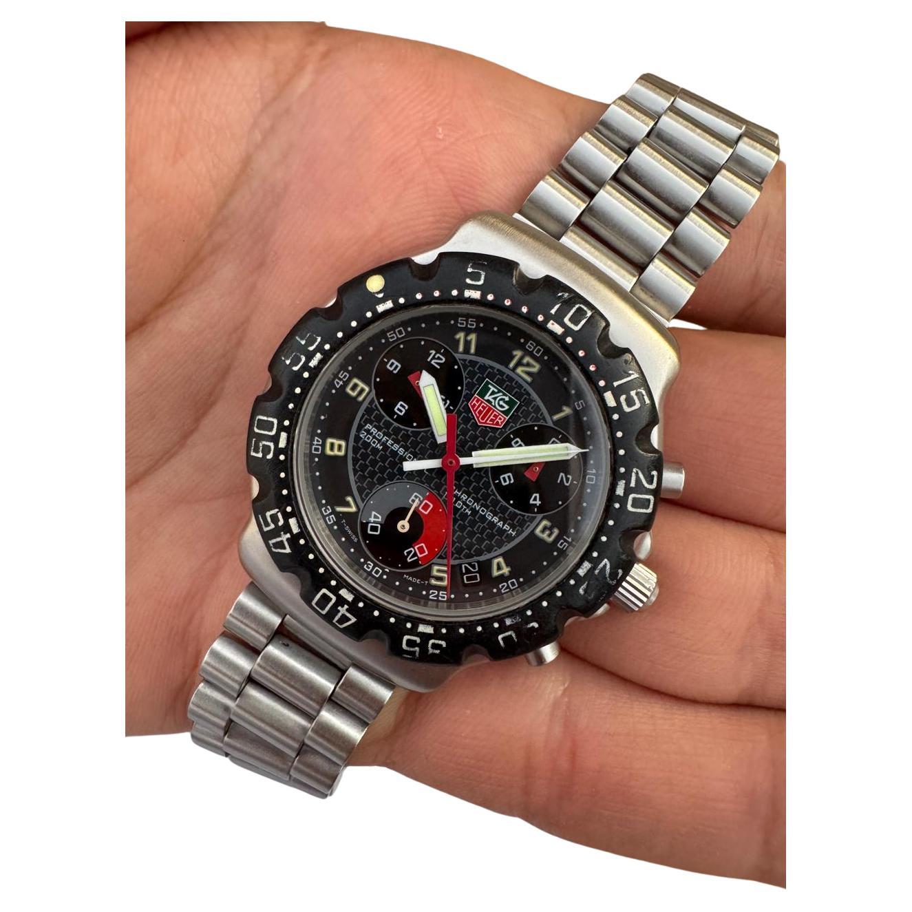 TAG Heuer Formula 1 Quarz schwarzes Zifferblatt Chronograph CA1211 Herrenuhr