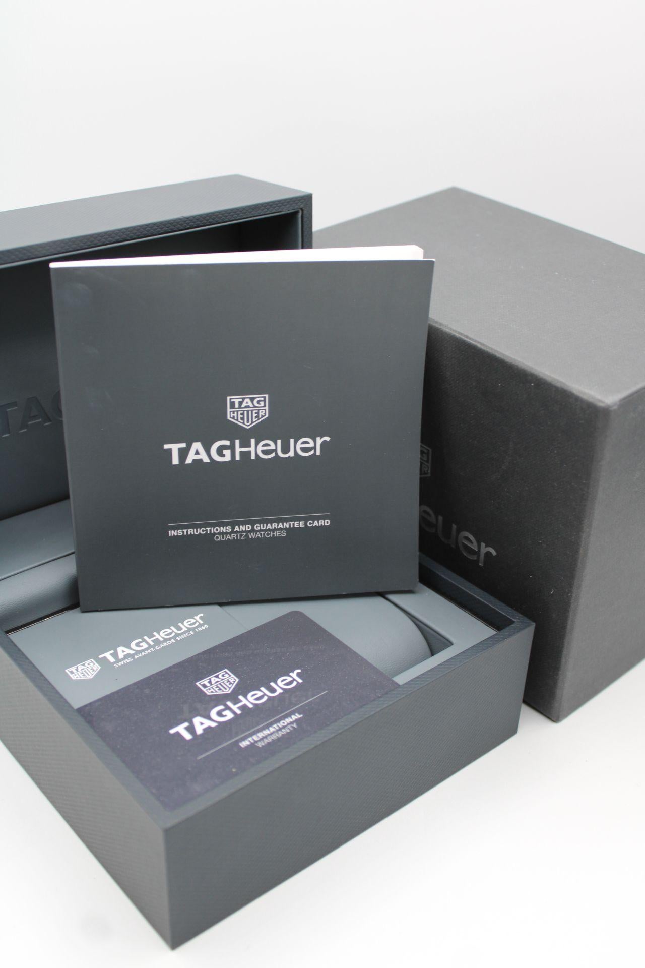 Presented as full set in excellent condition and working order, this Tag Heuer Formula 1 is accompanied by its inner and outer boxes, manual and warranty card dated 2021 in addition to our 12-month warranty.

The Tag Heuer Formula 1, model WAZ101A,