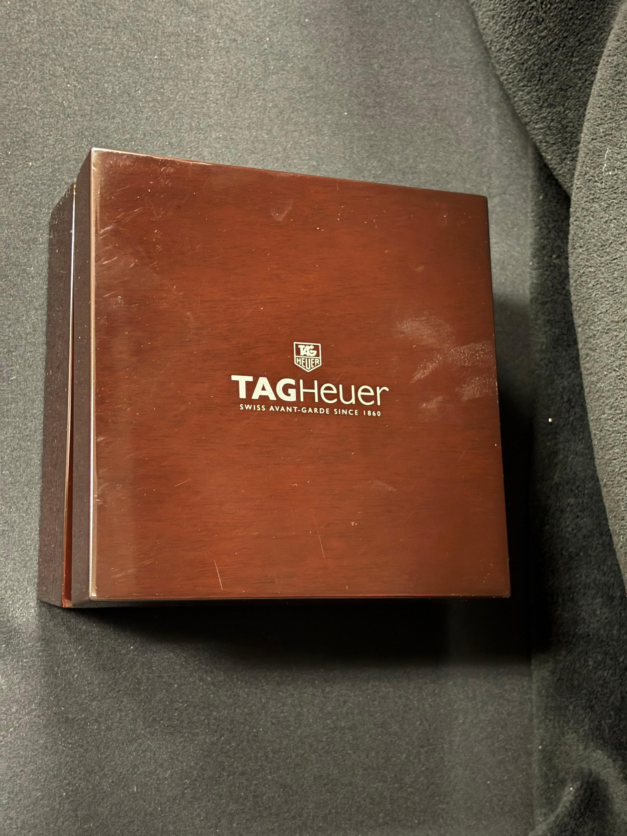 TAG Heuer Monaco Calibre 6 Ref. WW2110 Steel Chronograph - Neuf avec boîte, papiers en vente 3