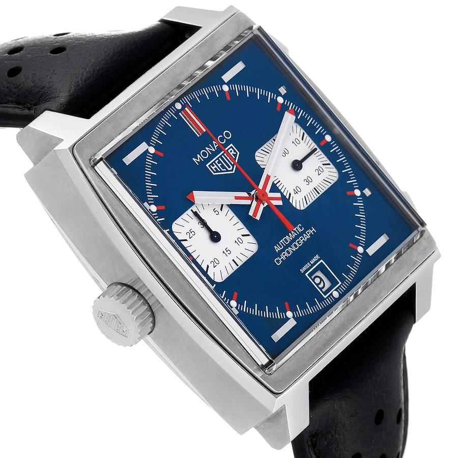 Tag Heuer Monaco Montre chronographe à cadran bleu en acier pour hommes CAW211P Boîte Card en vente 1