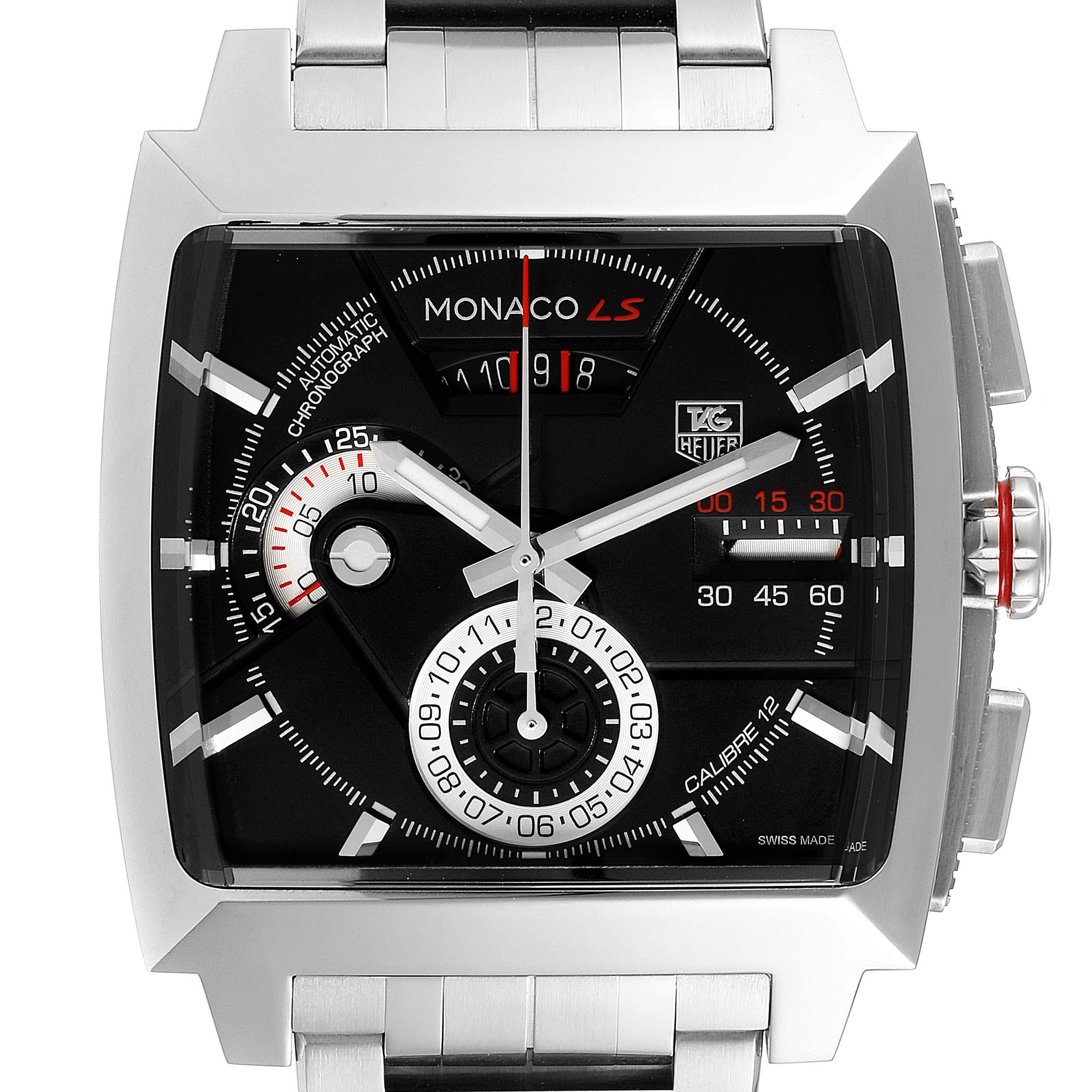 Tag Heuer Monaco LS Chronograph Stahl Herrenuhr CAL2110. Automatisches Uhrwerk mit Selbstaufzug. Gehäuse aus poliertem Edelstahl 40,5 x 40,5 mm. Gehäusedicke 16,7 mm. Glatte Lünette aus Edelstahl. Kratzfestes Saphirglas. Schwarzes Zifferblatt mit