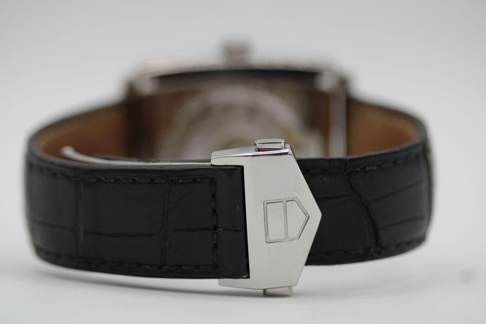 TAG Heuer Monaco WW2110 3