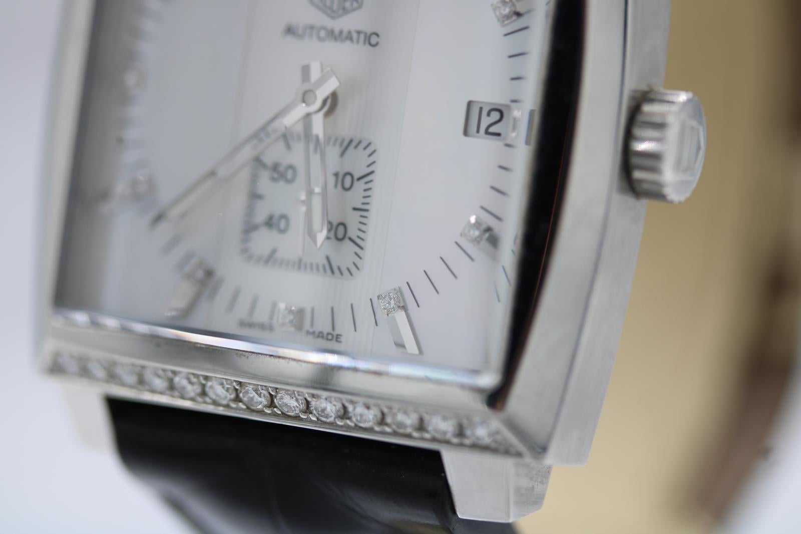 Watch: Tag Heuer Monaco WW2114.FC6215
Price: £2850.00
Stock Number: CHW6419

Tag Heuer Monaco – Ref. WW2114.FC6215 – Mother of Pearl Dial & Diamond Bezel

What an example of the only truly iconic square-faced watch! This Tag Heuer Monaco