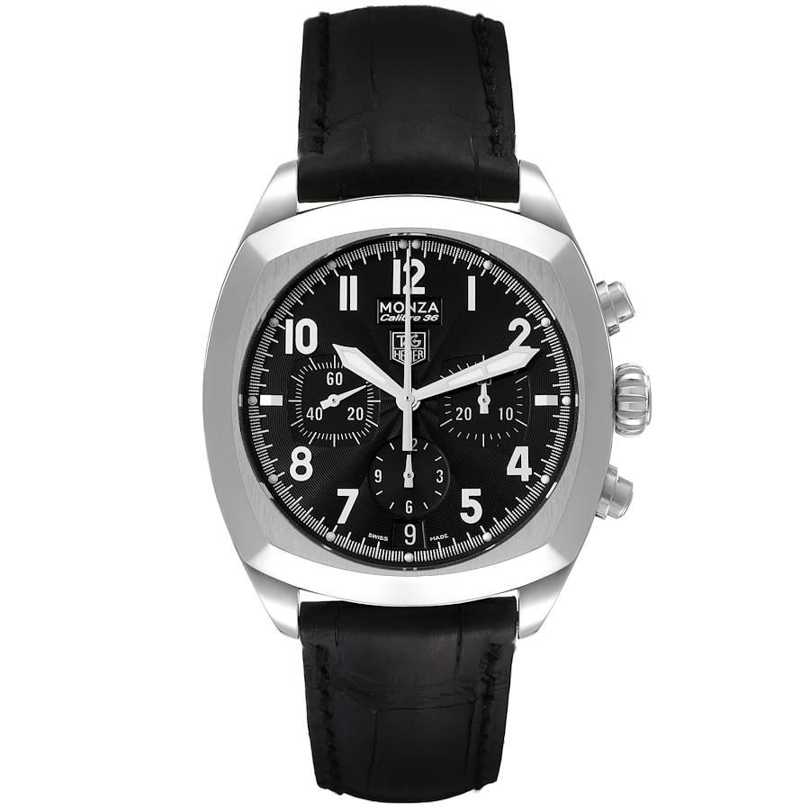 Tag Heuer Monza Calibre 36 Chronograph Stahl Herrenuhr CR5110 Box Papiere. Automatisches Chronographenwerk mit Selbstaufzug. Poliertes und satiniertes Edelstahlgehäuse in Kissenform 37 x 37 mm. Schräge Lünette aus Edelstahl. Kratzfestes Saphirglas.