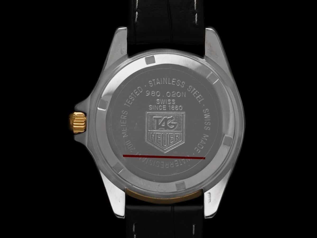 TAG Heuer PROFESSIONAL 1000 Homme SS & Gold 18K Submariner Diver - Mint en vente 2