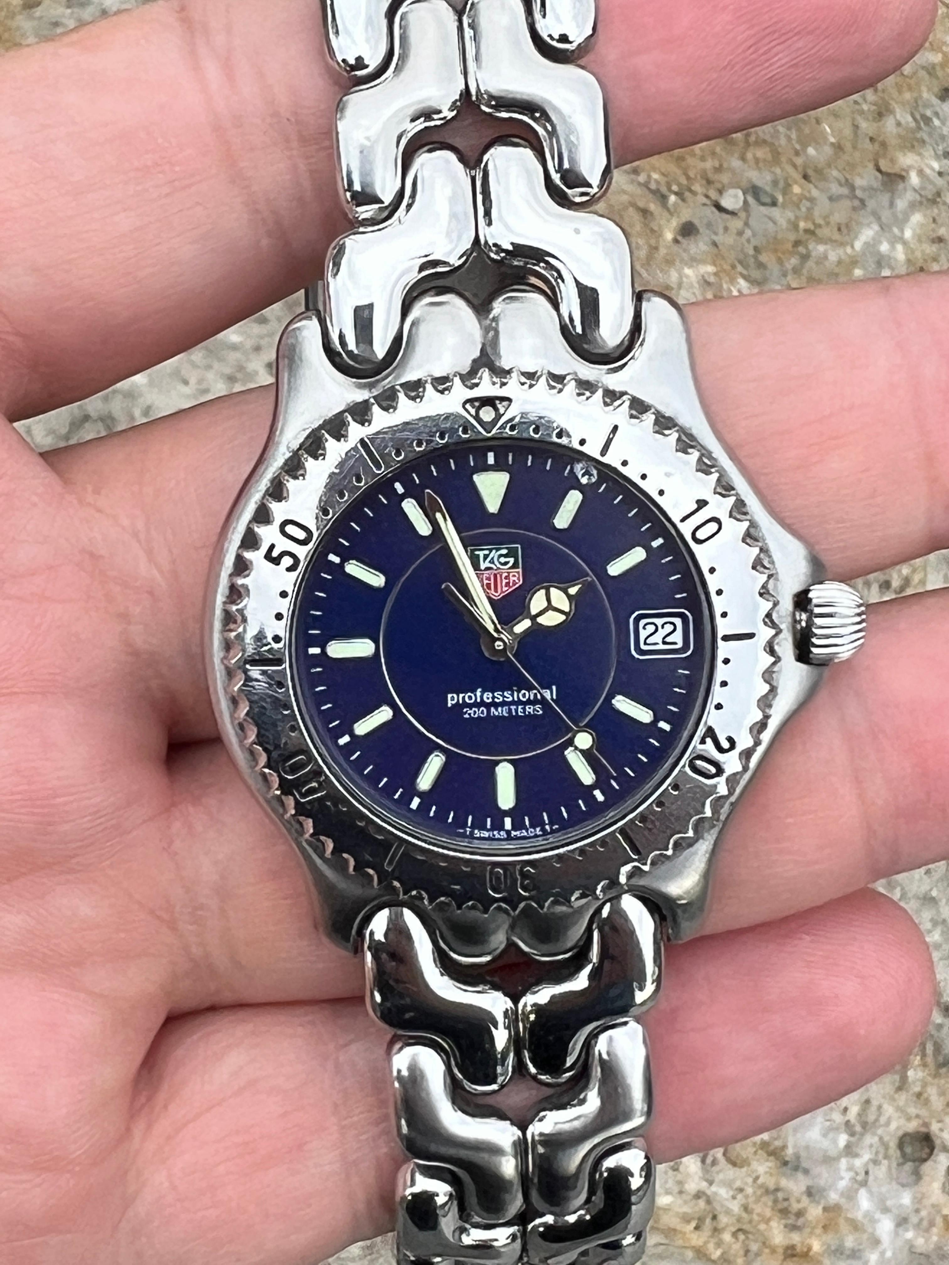 TAG Heuer Professional 200m WG111A Blaue professionelle Edelstahluhr 12