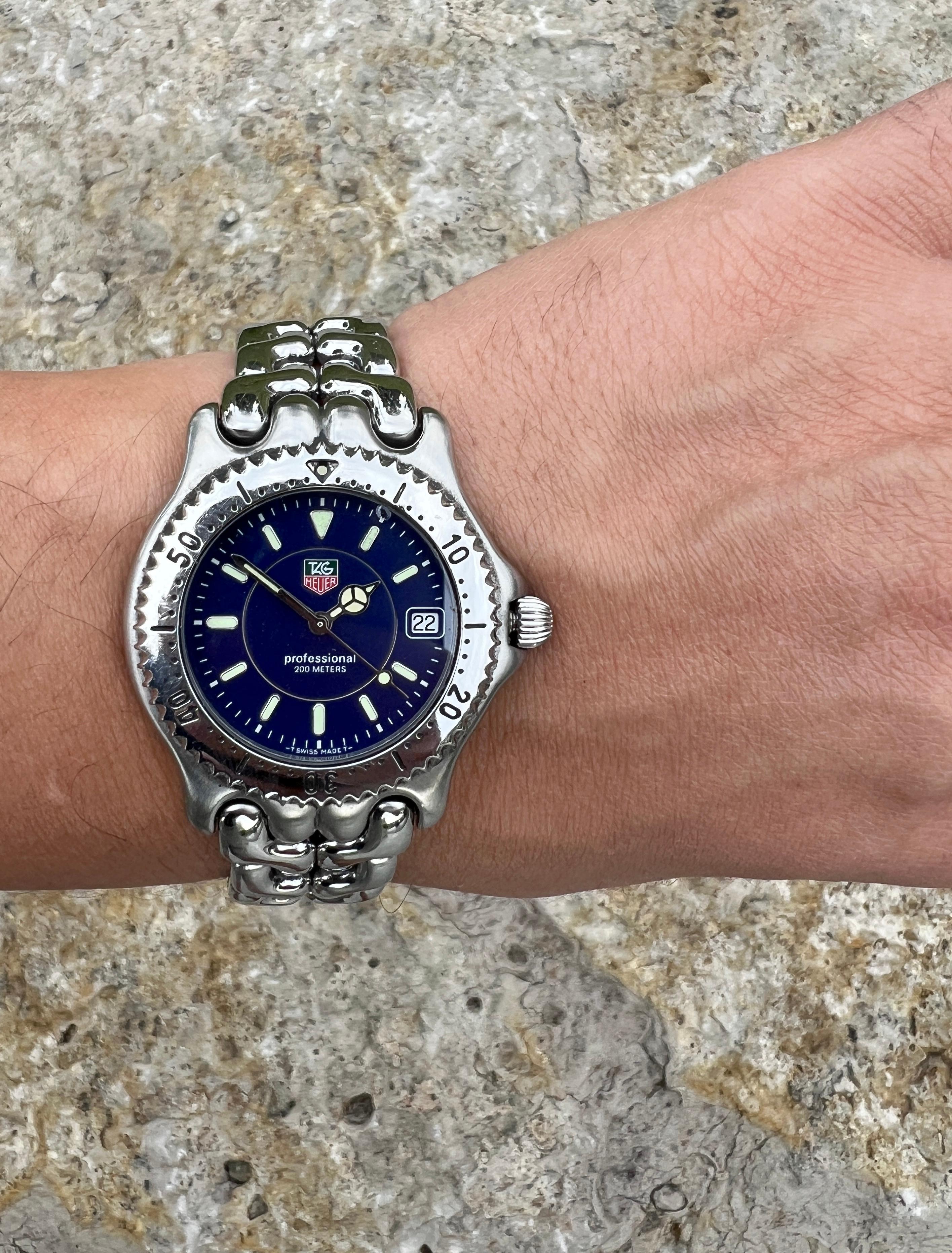 TAG Heuer Professional 200m WG111A Blaue professionelle Edelstahluhr 3