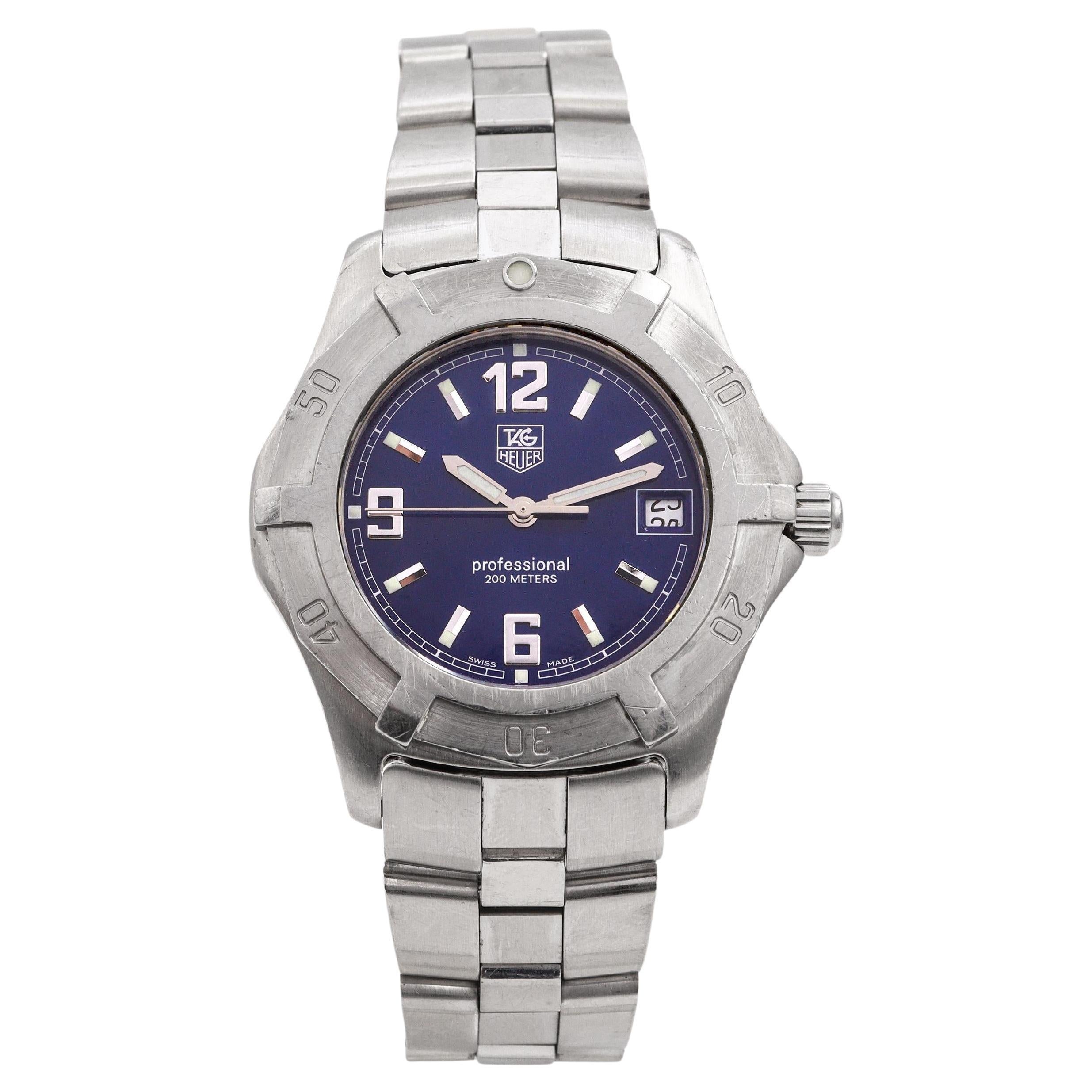 TAG Heuer Professional Stainless Steel Date Quartz Men’s Watch Ref. WK1112 im Angebot