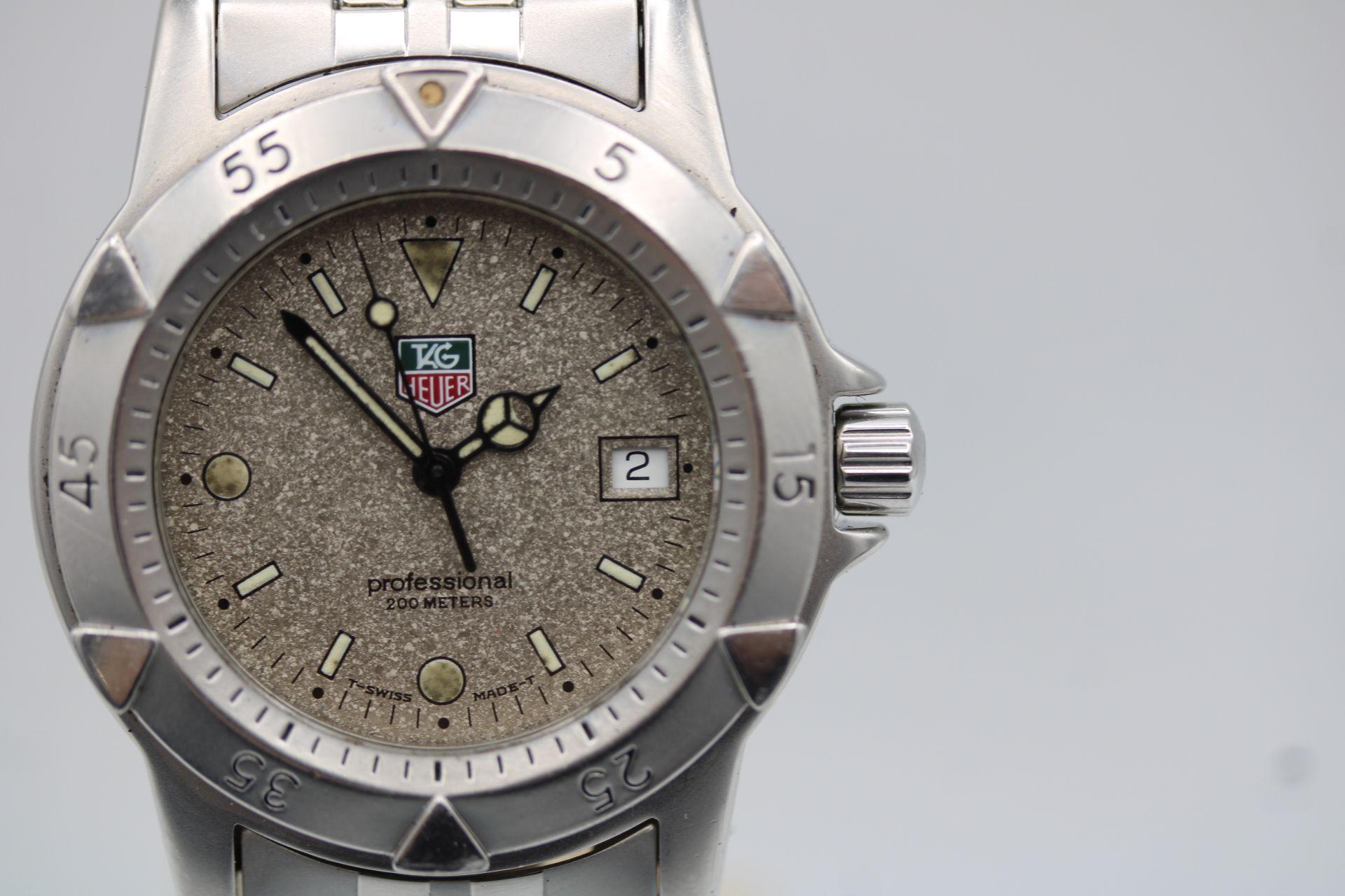 TAG Heuer Professional WD1211 - 1995  Boîte et papiers en vente 9