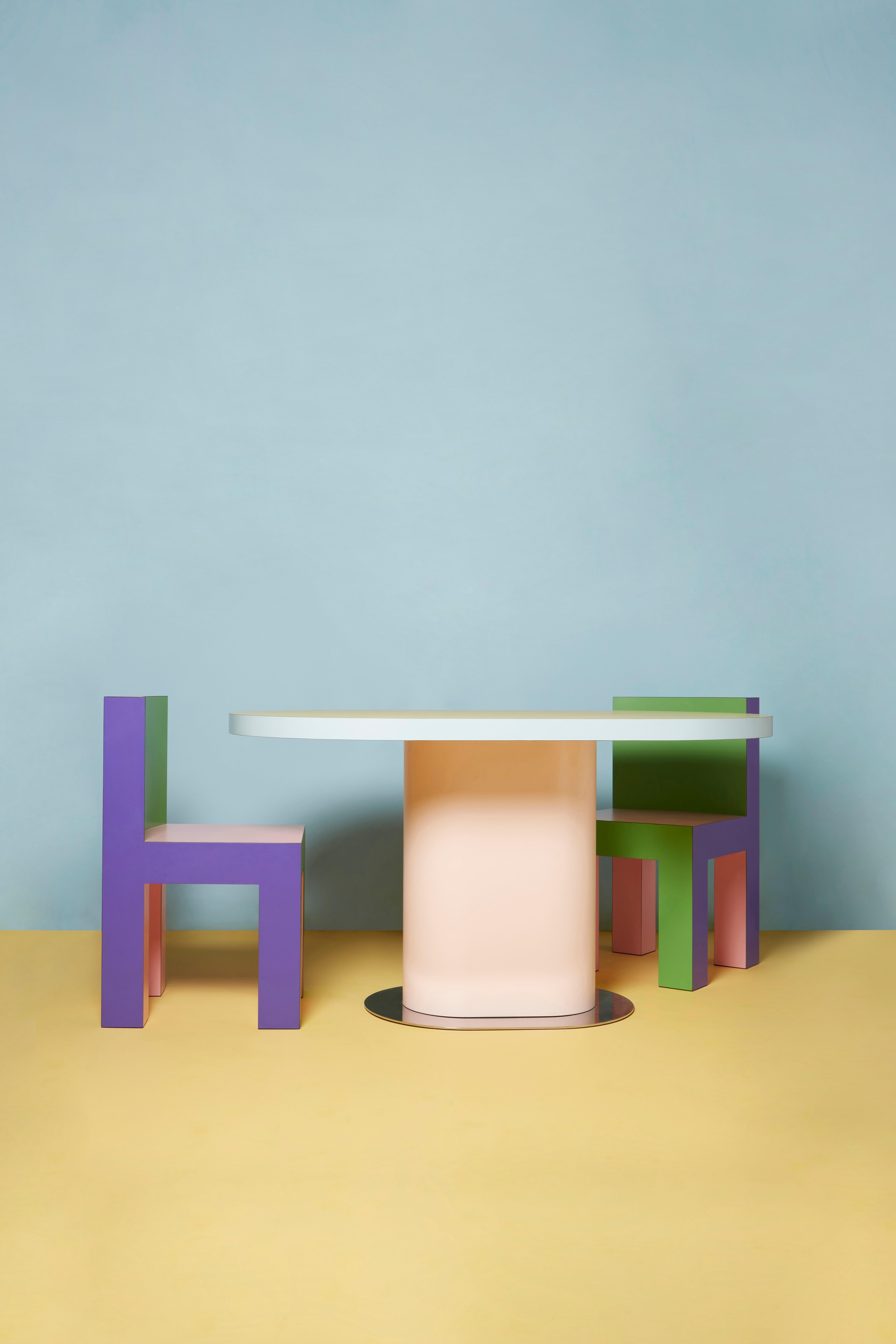 XXIe siècle et contemporain Table ovale 'TAGADA' par Stamuli, jaune, rose, bleu clair en vente