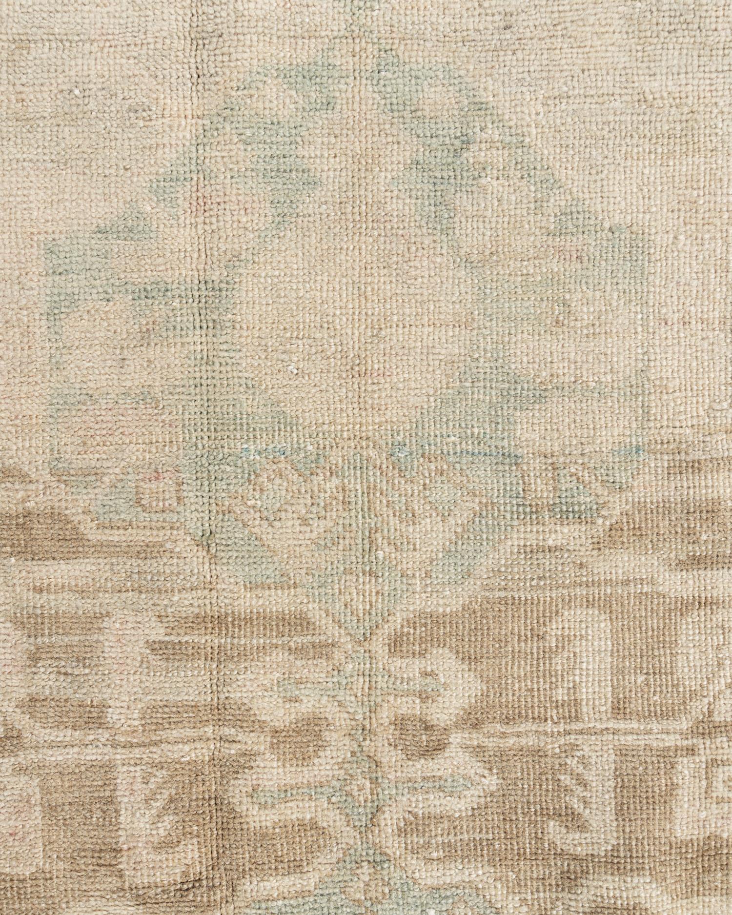 tage Beige Turkish Kula Area Rug 5'8 X 9'9 In Good Condition For Sale In New York, NY
