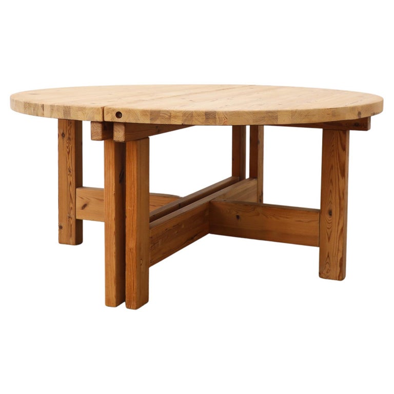 Tage Poulsen for GM Möbler Round Pine Dining Table with Extension For Sale