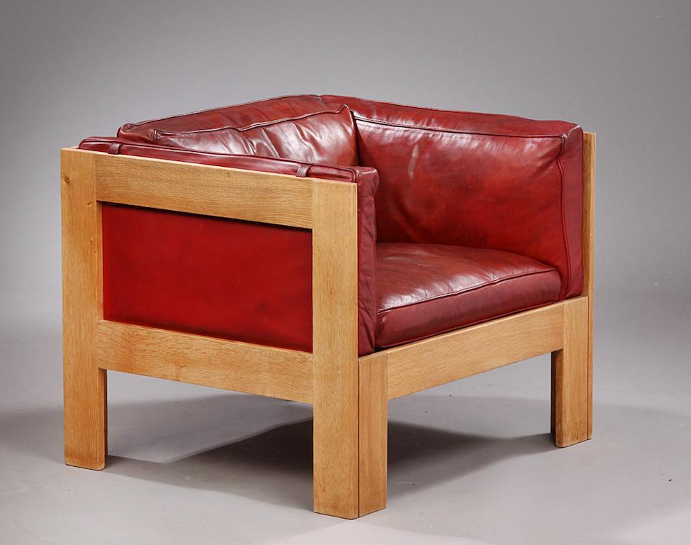 20th Century Tage Poulsen Sofa and Chair in Red Leather and Oak Frame For Sale