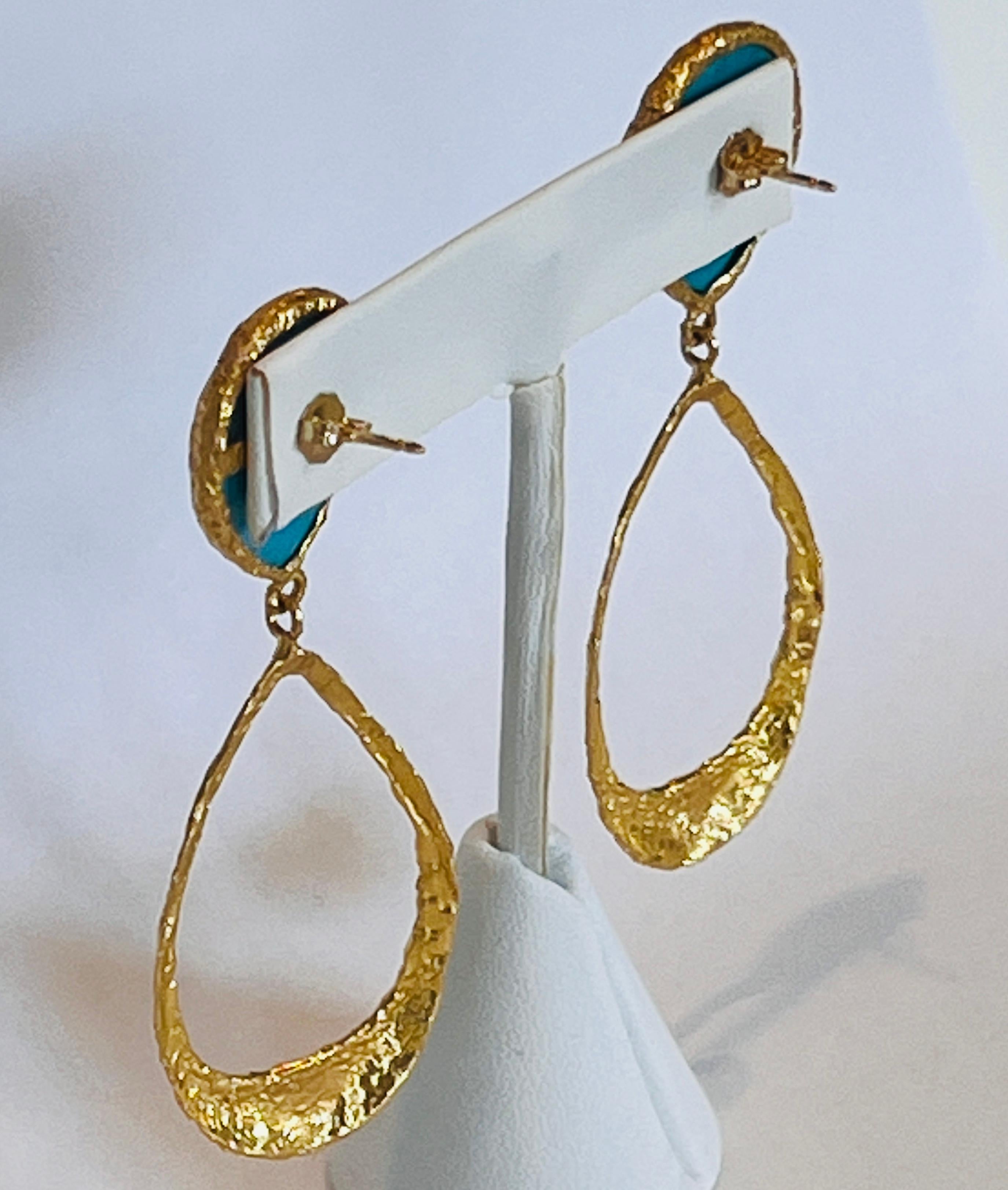 Tagili Signature Teardrop Earrings with Turquoise in 22k Gold For Sale 1