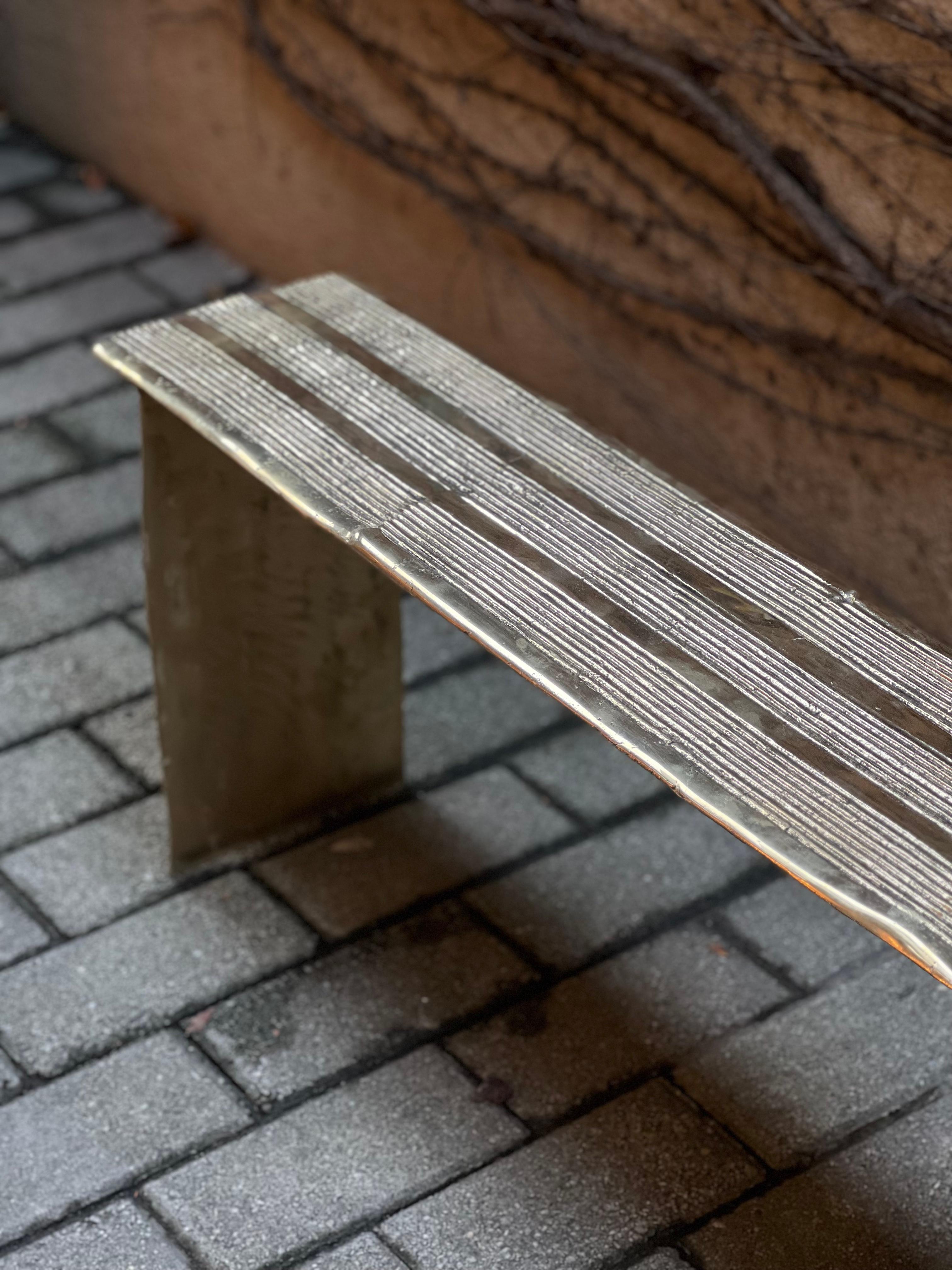 Brazilian Contemporary Cast Bronze Side Table In New Condition For Sale In Sao Paulo, Sao Paulo