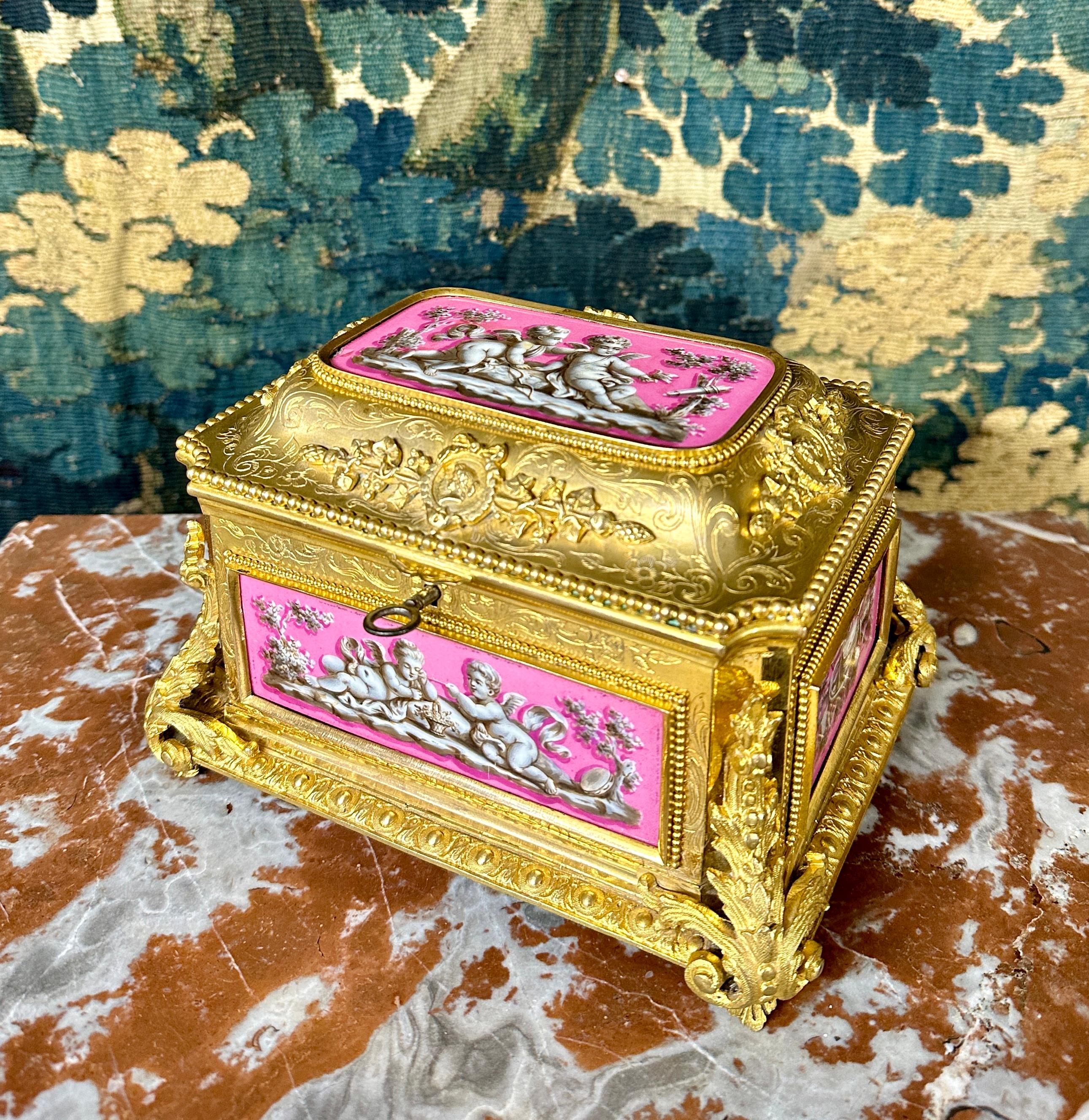 Tahan, Jewelry Box in Gilt Bronze and Porcelain, Napoleon III Period 6