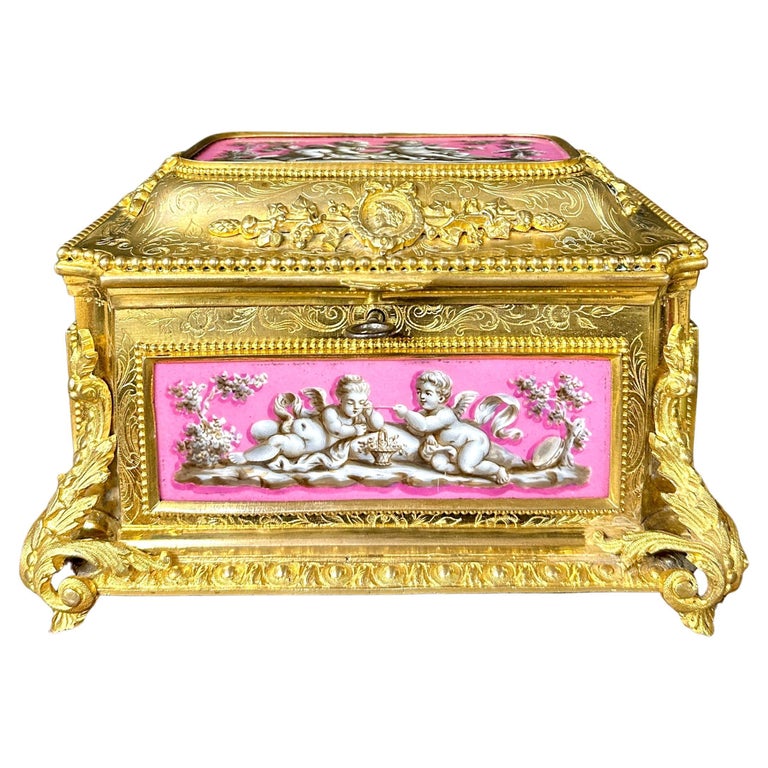 Coffret à Bijoux En Bois Massif - Laiton Doré Et Plaques Porcelaine - XXème Siècle