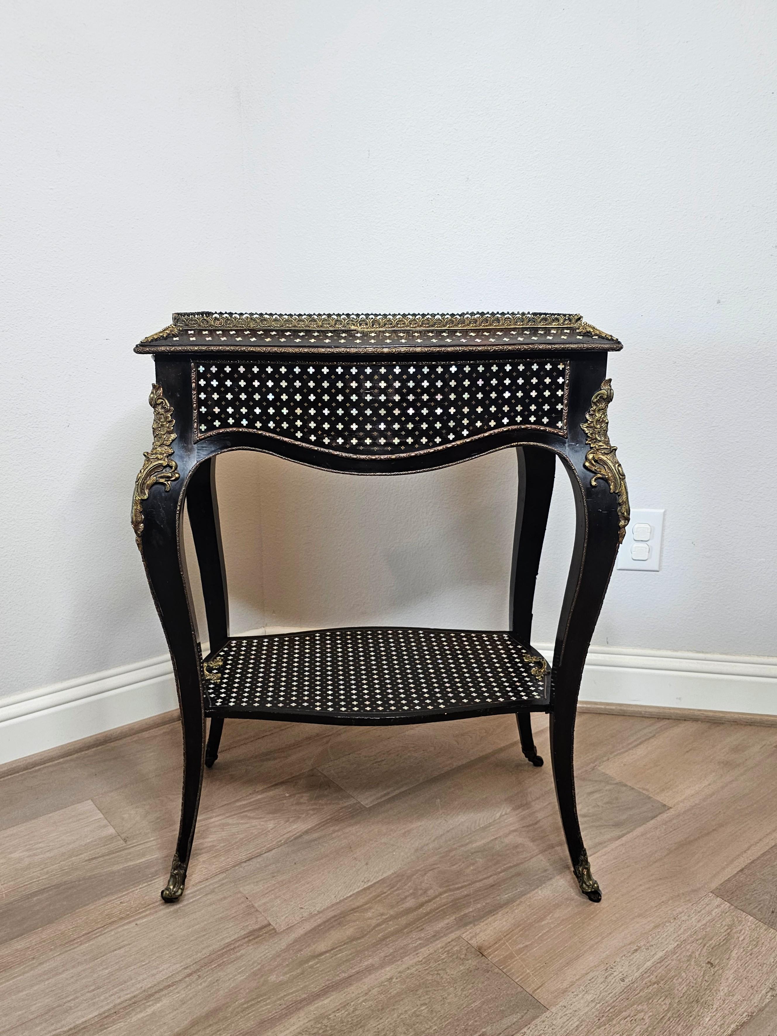 19th Century Tahan Paris Signed French Napoleon III Period Convertible Wine Cooler Tray Table For Sale