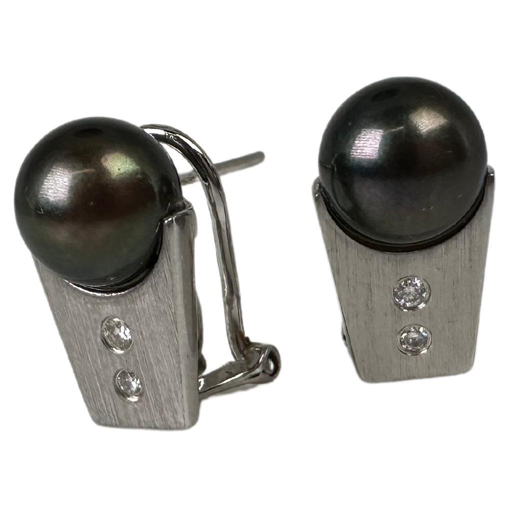 Tahiitan pearl earrings 14KT 8mm pearl diamond earrings omega For Sale