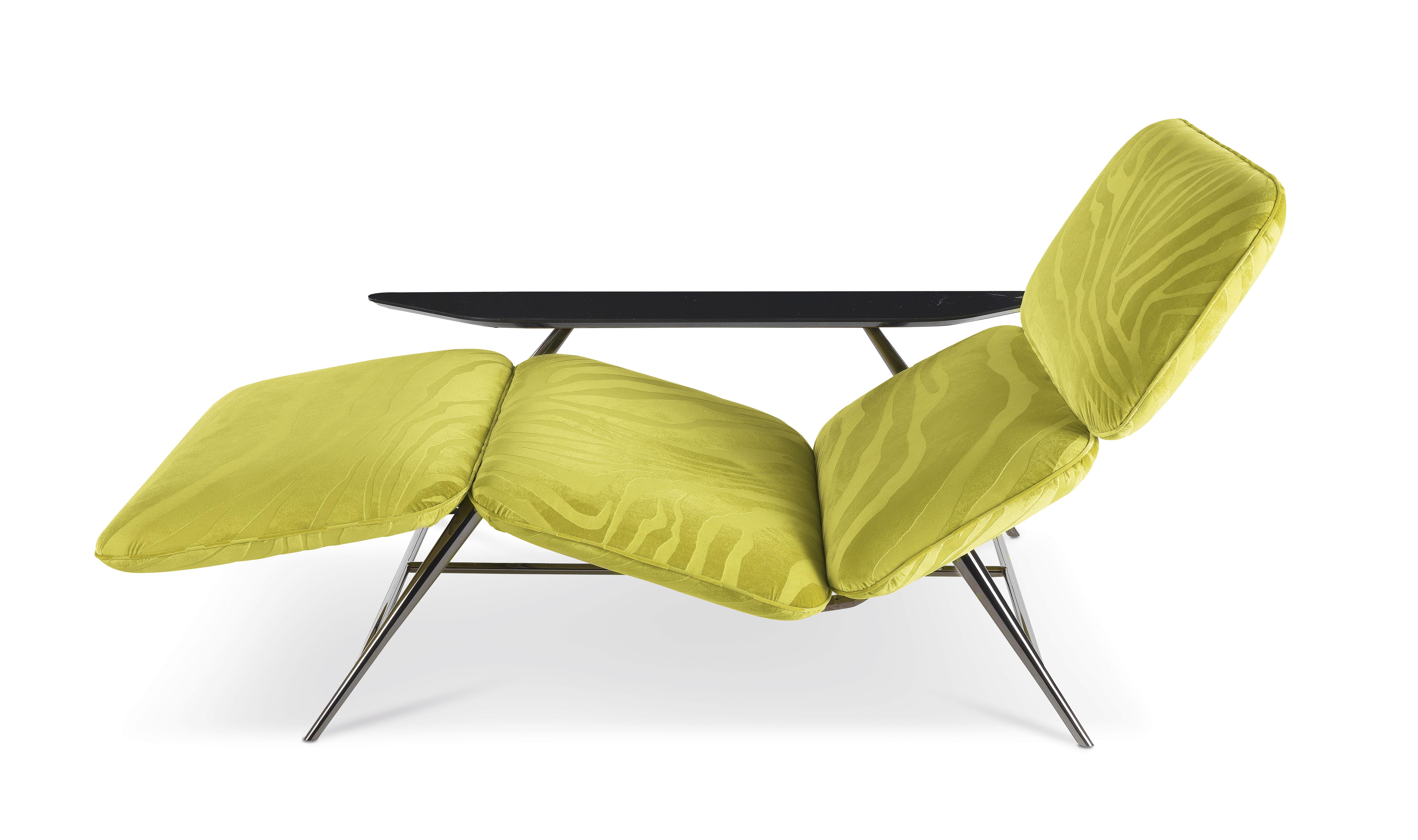 Chaise Lounge mit Arm aus Tahiti des 21. Jahrhunderts von Roberto Cavalli Home Interiors (Italienisch) im Angebot