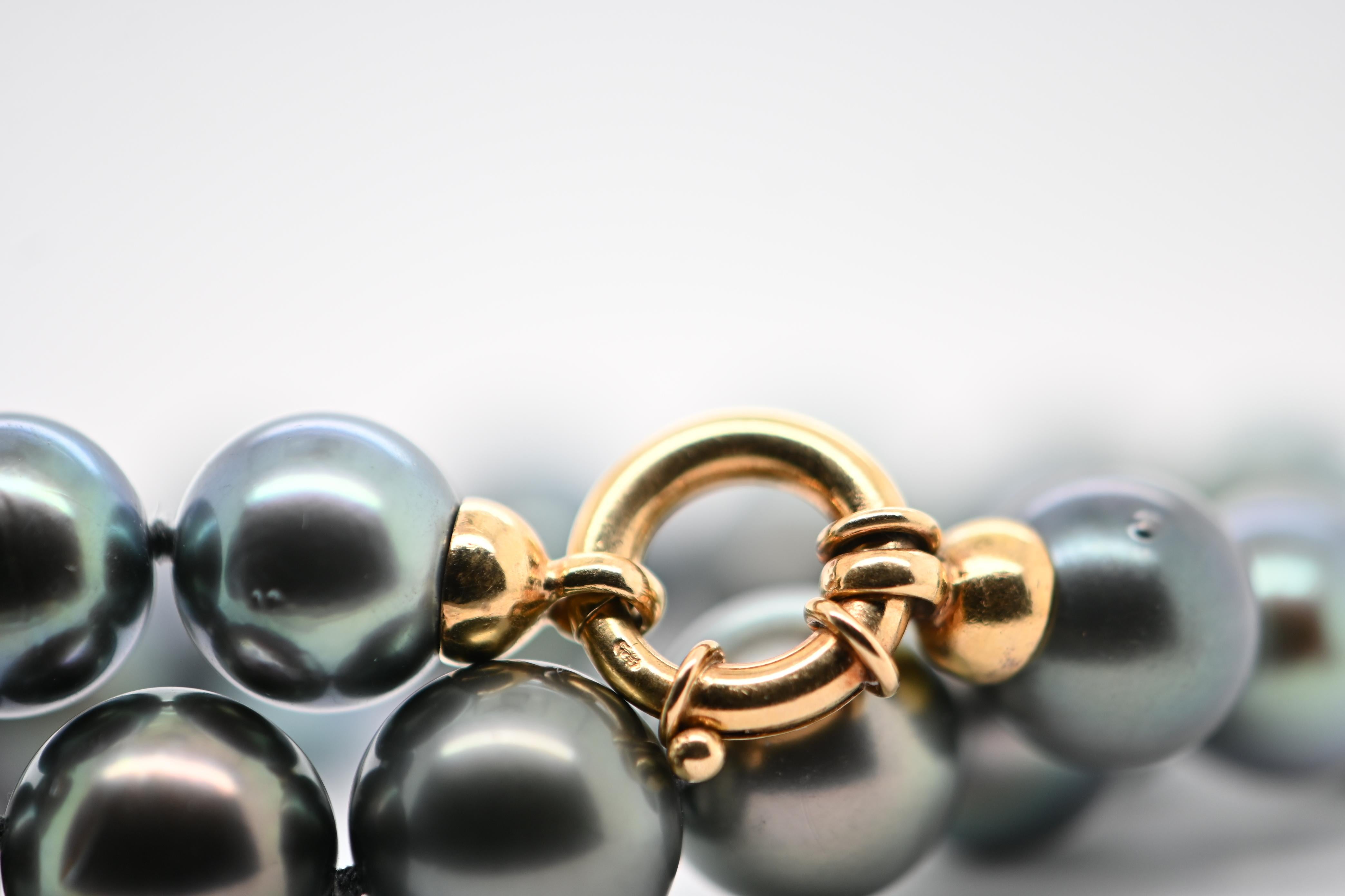Ball Cut Tahiti Cultured Pearl Necklace For Sale
