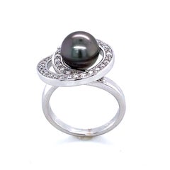 Tahiti Pearl and Diamonds on White Gold Ring 18 Karat