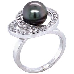 Tahiti Pearl and Diamonds on White Gold Ring 18 Karat