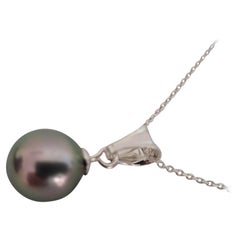 Tahiti Pearl Pendant, Natural Color and High Luster, AAA Quality