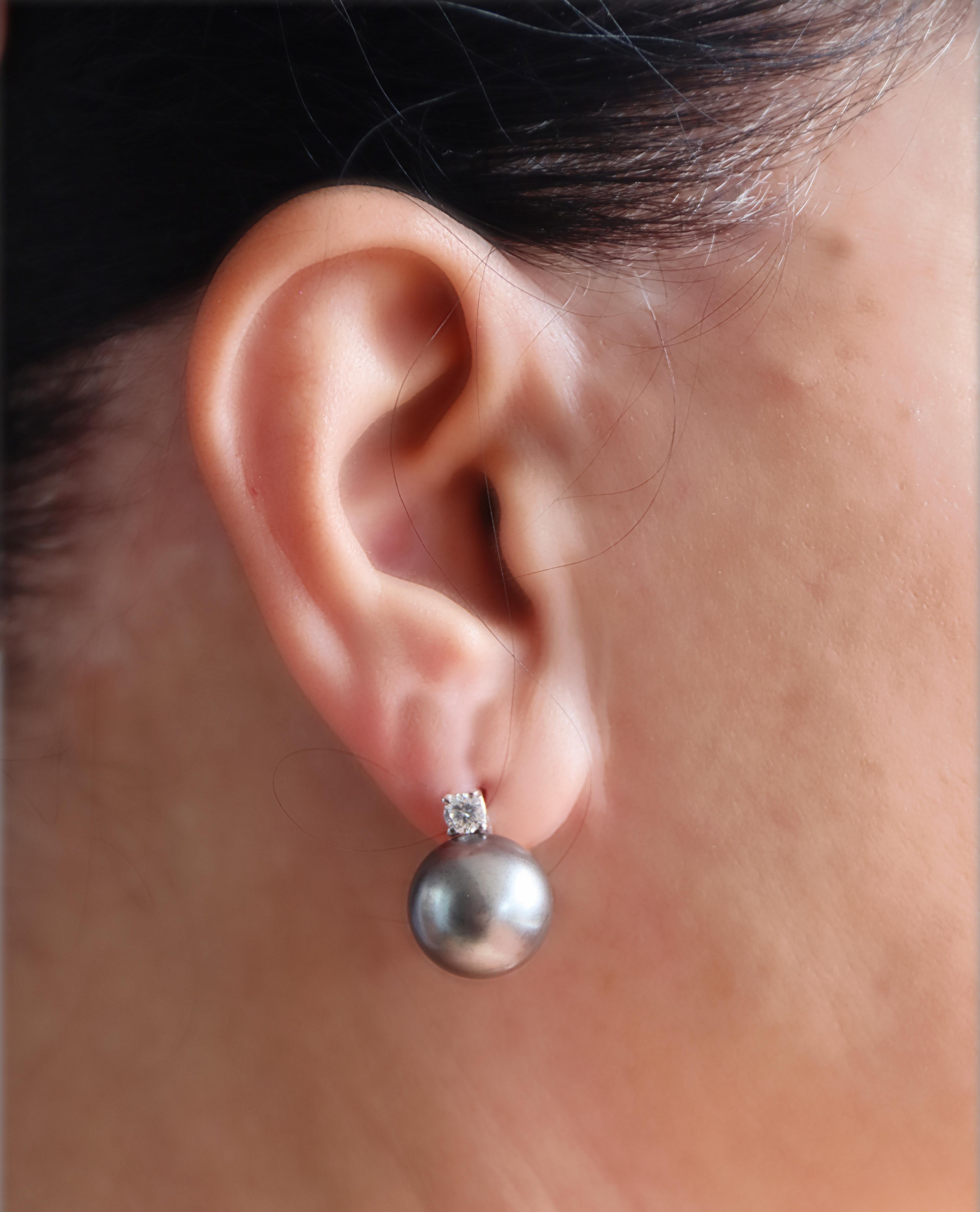 Tahiti Pearls Diamonds 18 Karat White Gold Drop Earrings For Sale 3