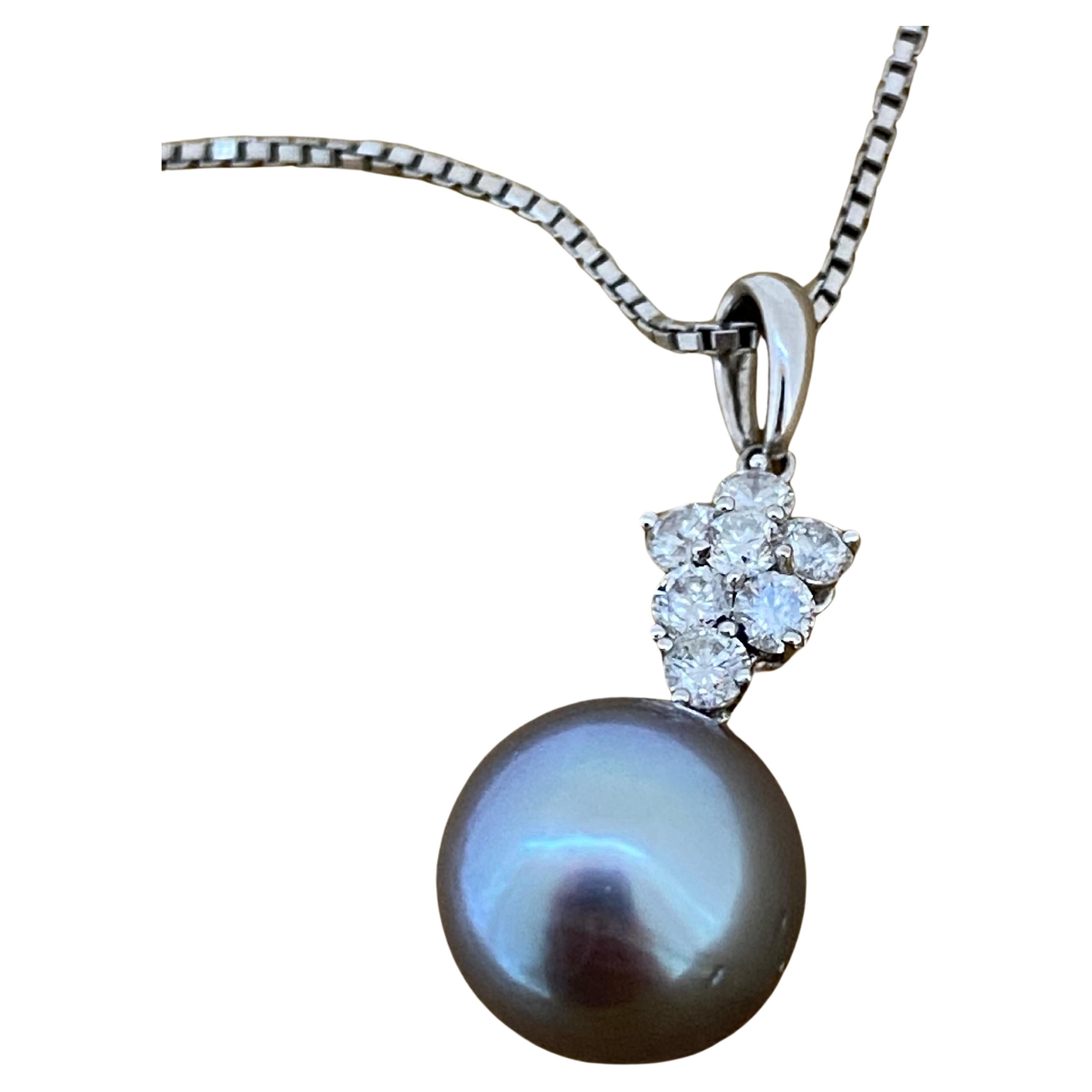 Tahitian 10.5mm Pearl & 0.90ct Diamond Pendant on 18K White Gold 43cm Chain For Sale