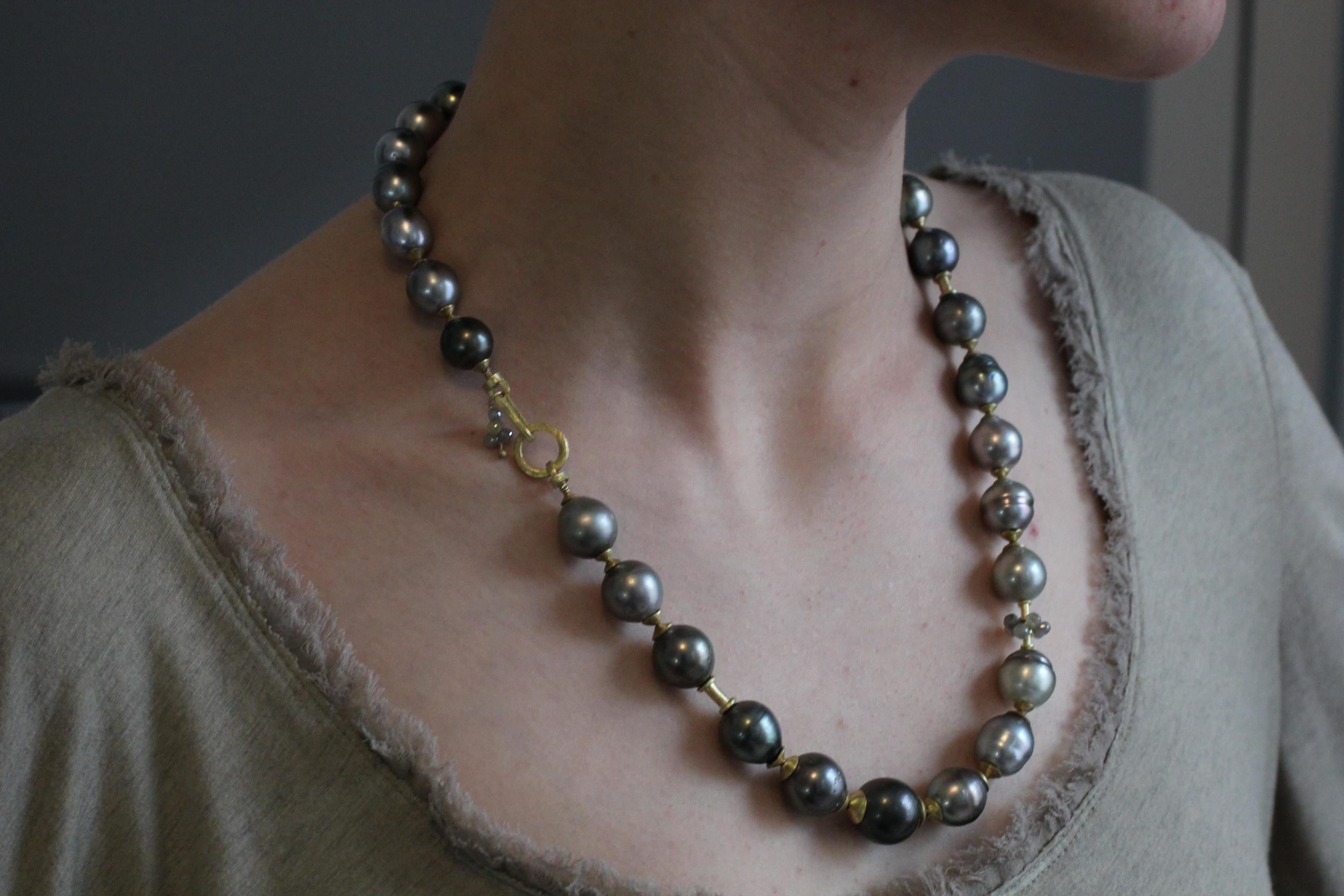 Tahitian Baroque Pearls Gray Diamonds 18K Gold Beaded Drop Necklace Bridal Gift For Sale 1