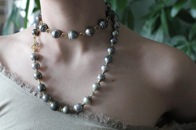 Tahitian Baroque Pearls Gray Diamonds 18K Gold Beaded Drop Necklace Bridal Gift For Sale 9