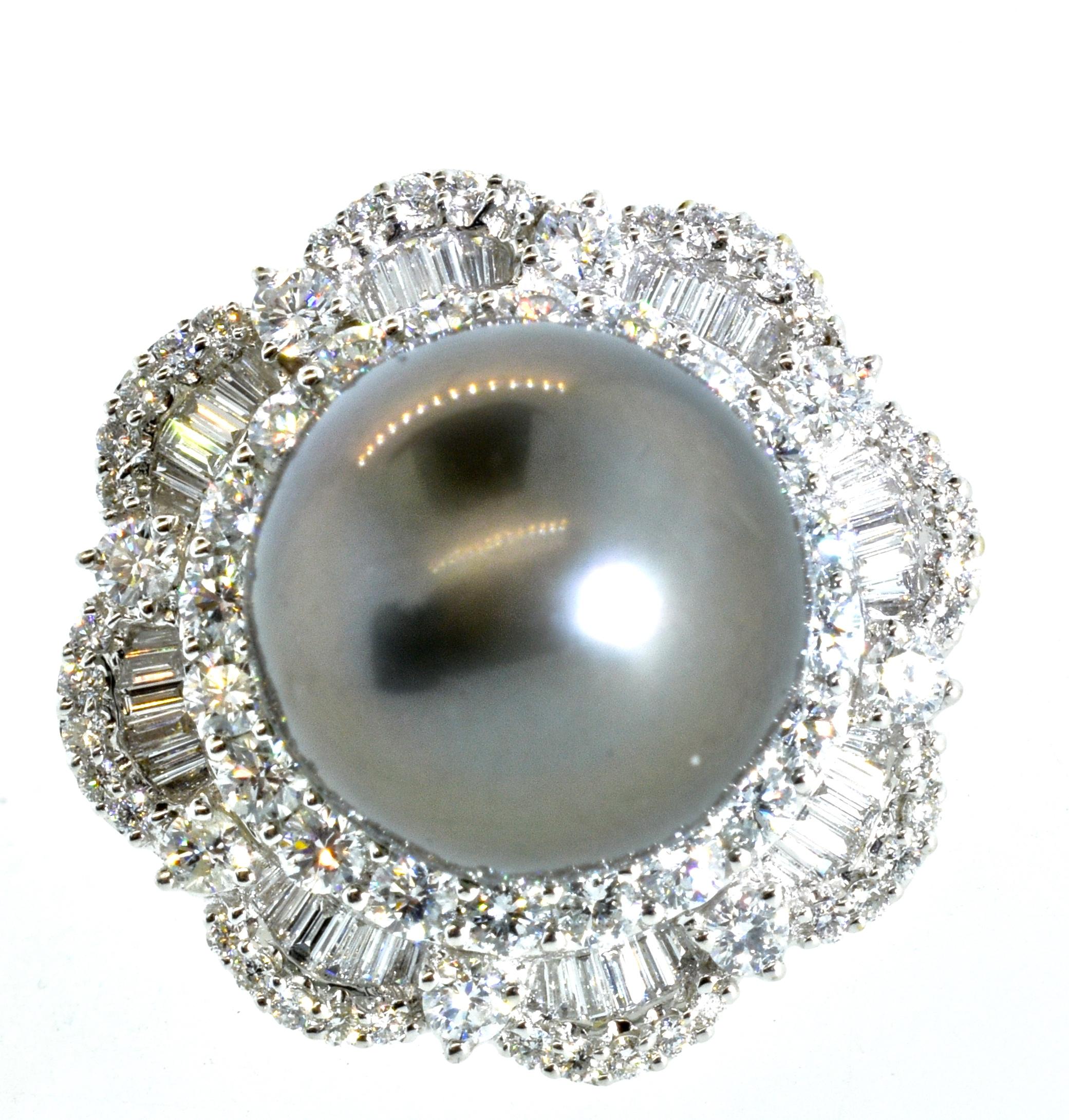 Tahitian Black Pearl and Diamond Ring 2