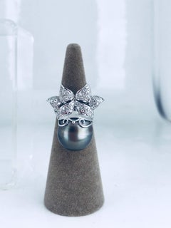 Tahitian Black Pearl Mermaid Ring, 18 Karat Signed and Numbered, 1.35 Carat