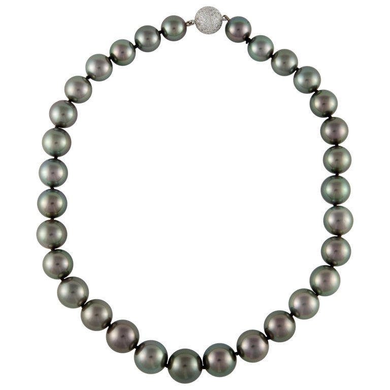 Tahitian Black Pearl Necklace For Sale at 1stDibs