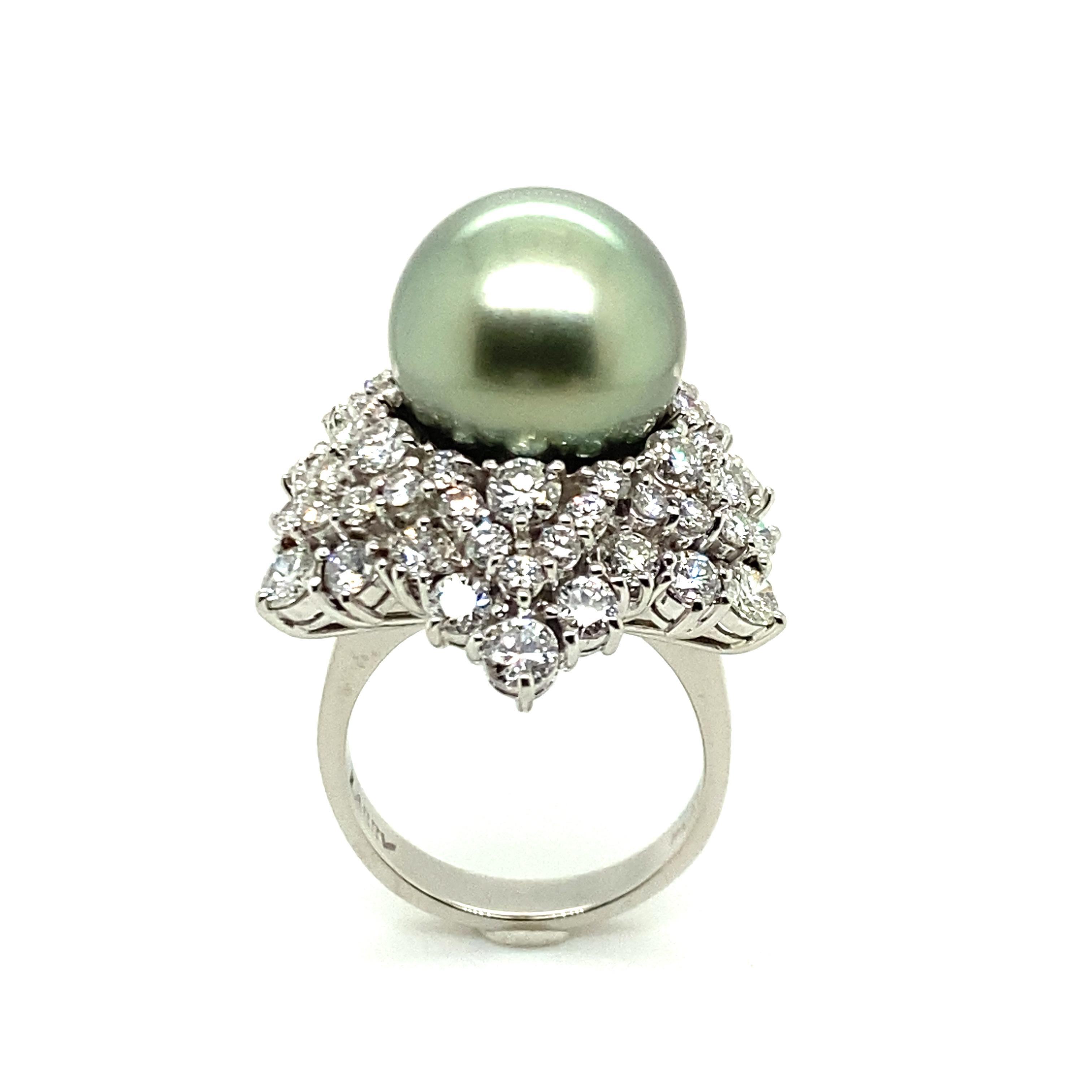 Tahitian Cultured Pearl and Diamond Ring in Platinum 950 For Sale 1