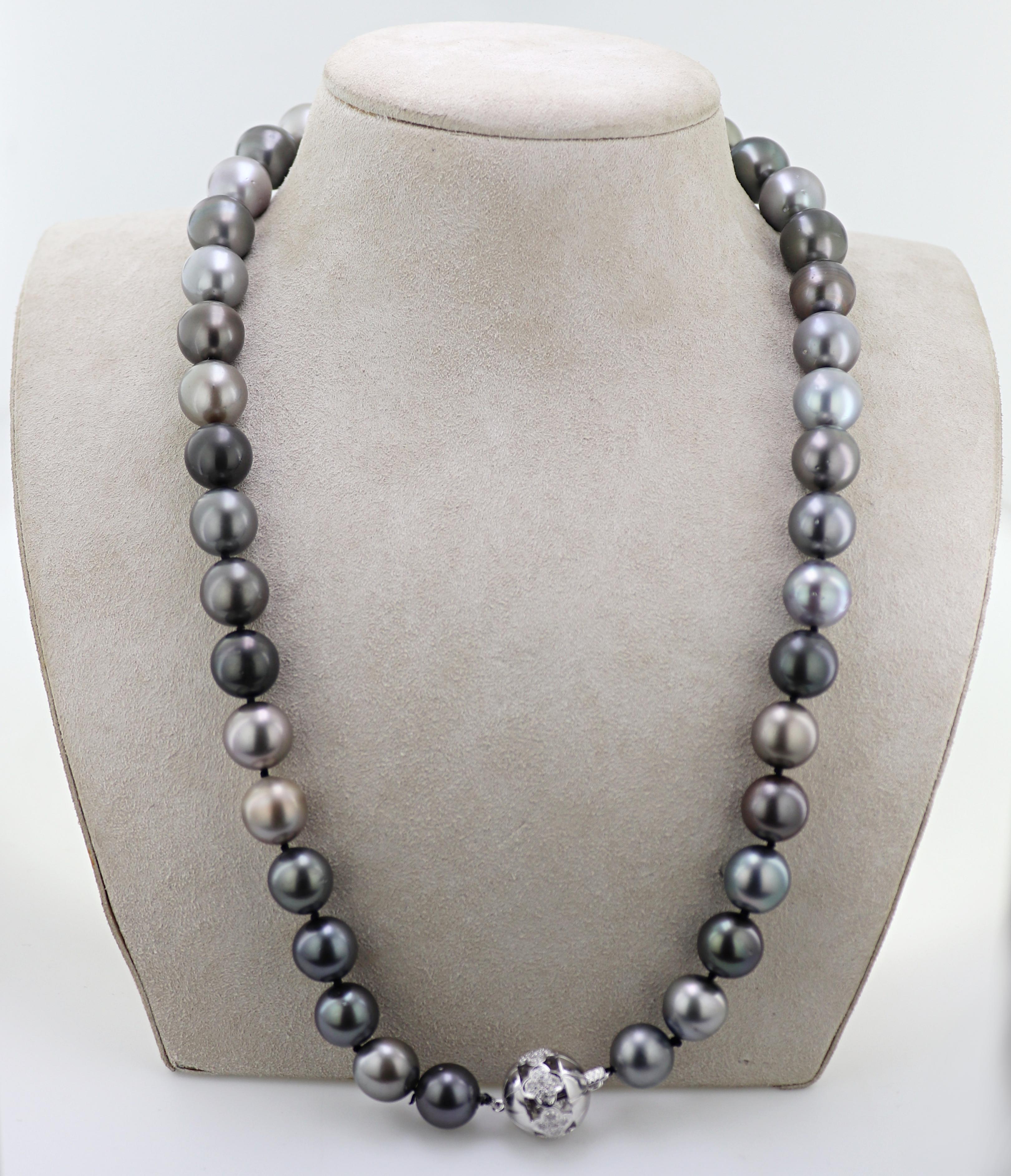 Tahitian Cultured Pearl, Diamond, 18K White Gold Necklace For Sale 4