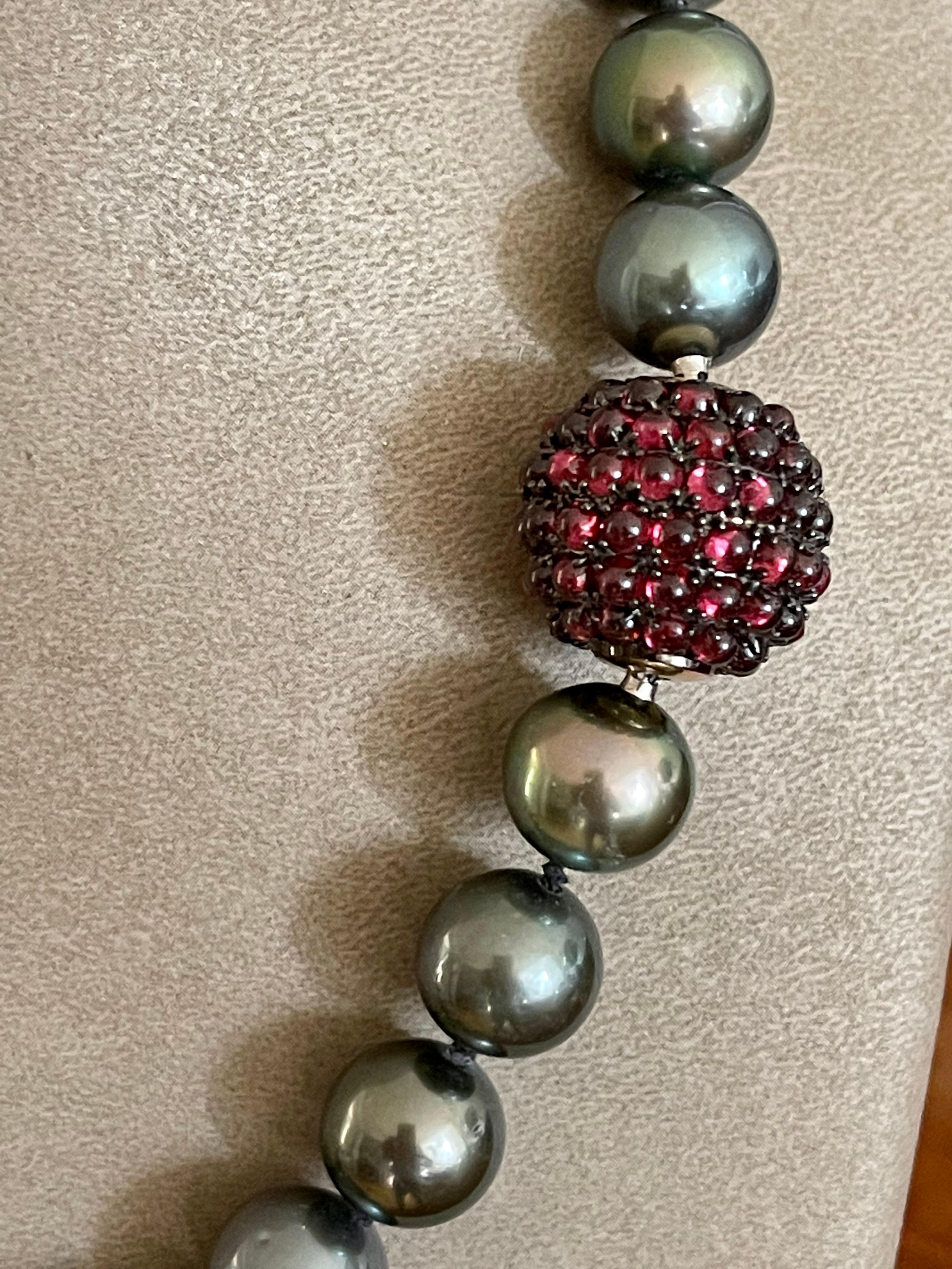 antique black pearl necklace