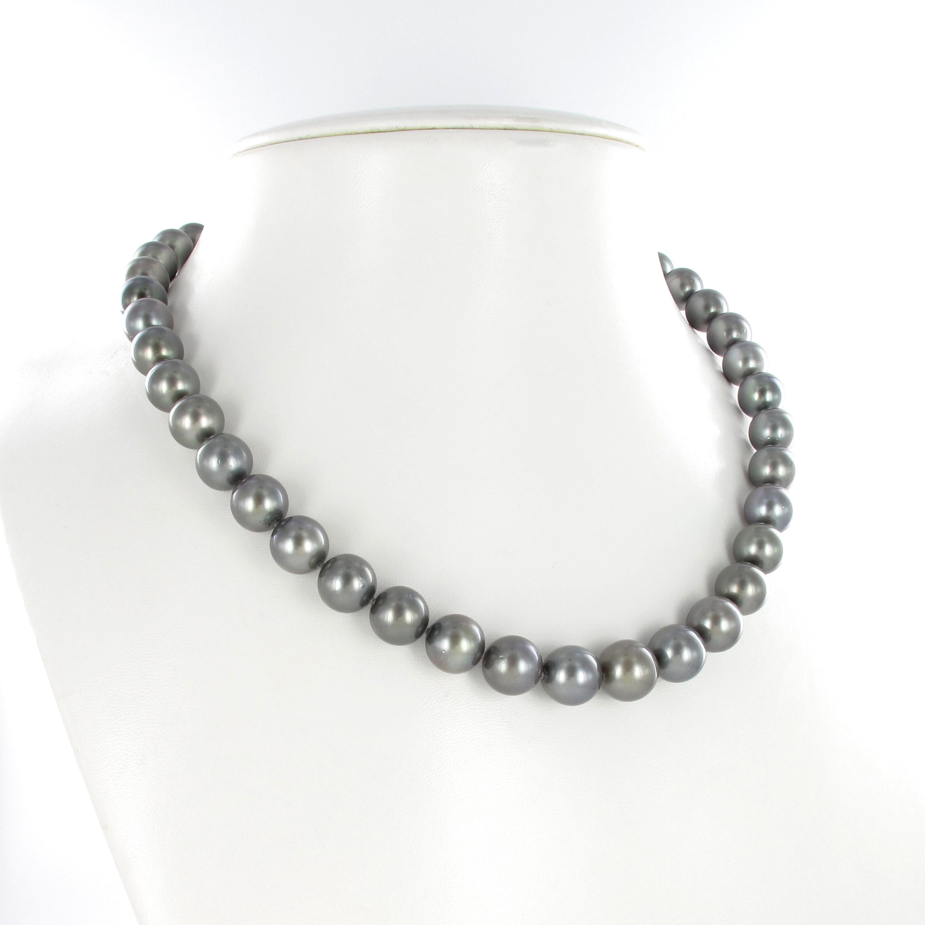 jka pearl necklace