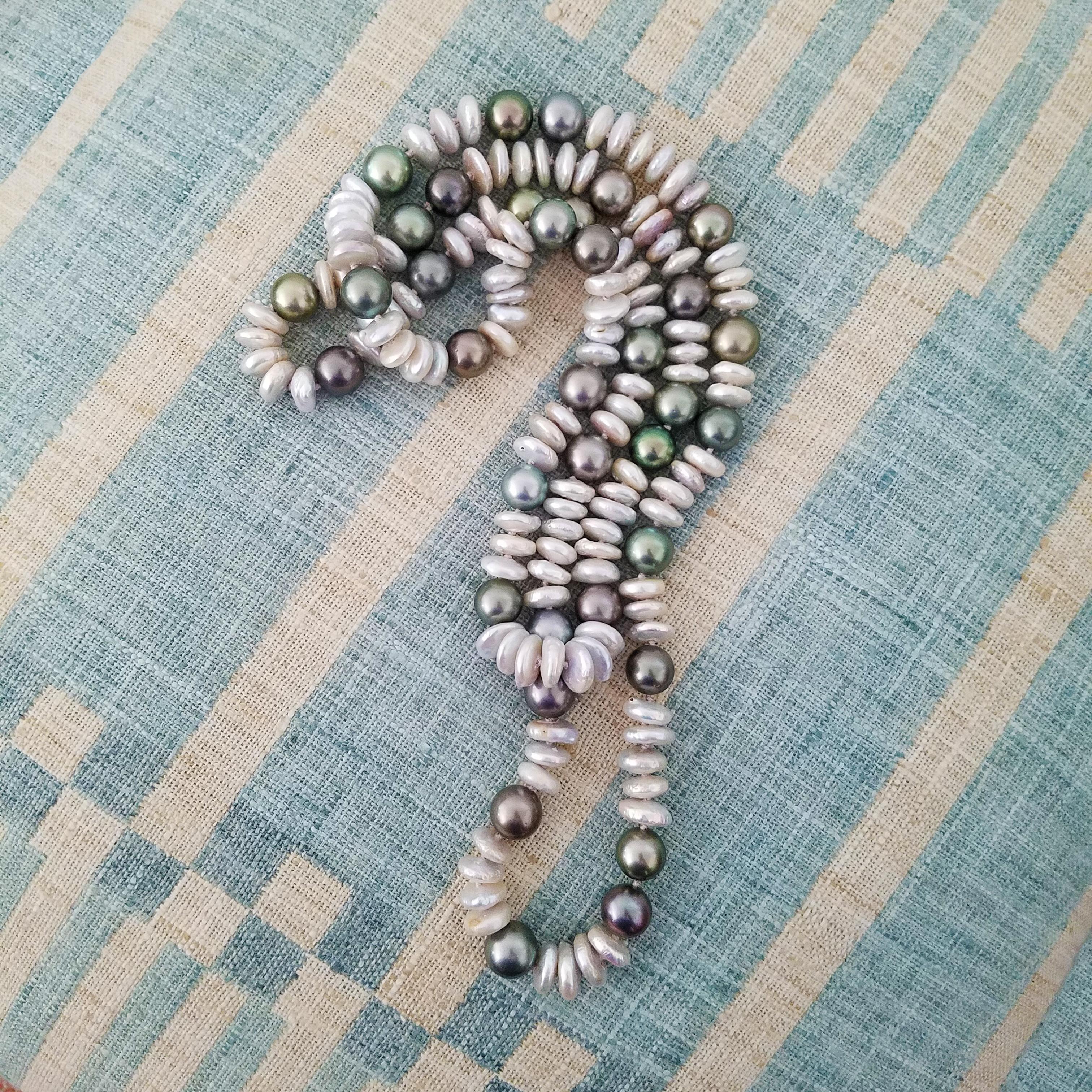 Collana con perle nere di Tahiti e perle d'acqua dolce in vendita 4