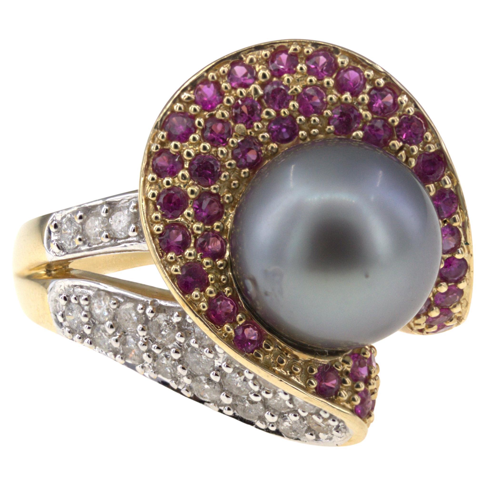 Tahitian Gray Cultured Pearl, Ruby, Diamond, 14K Yellow Gold Ring For Sale