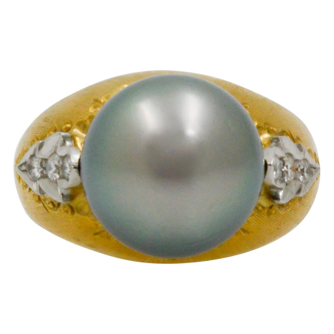 Tahitian Grey South Sea Pearl 18 Karat Yellow Gold Ring
