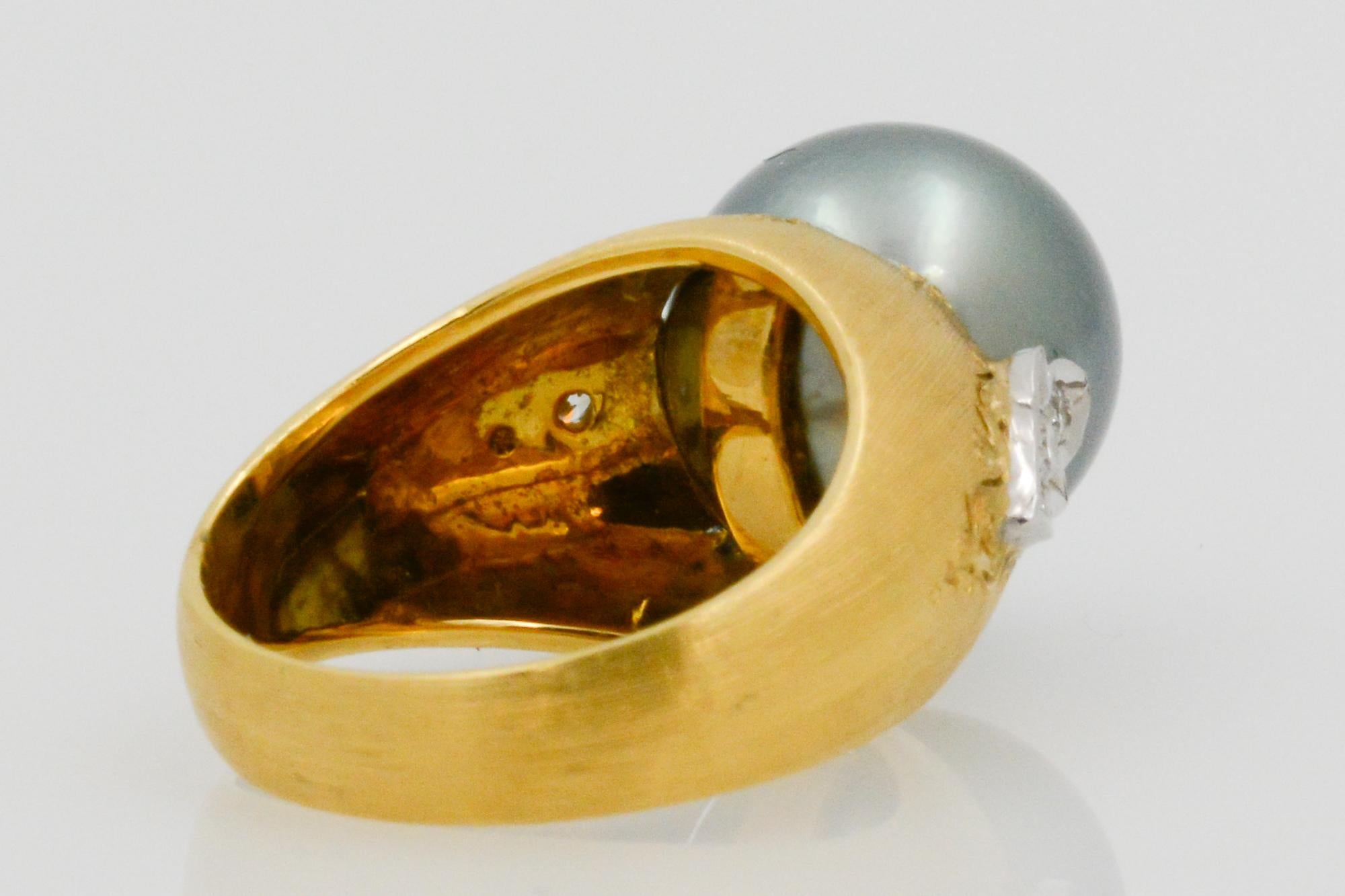 Tahitian Grey South Sea Pearl 18 Karat Yellow Gold Ring 4