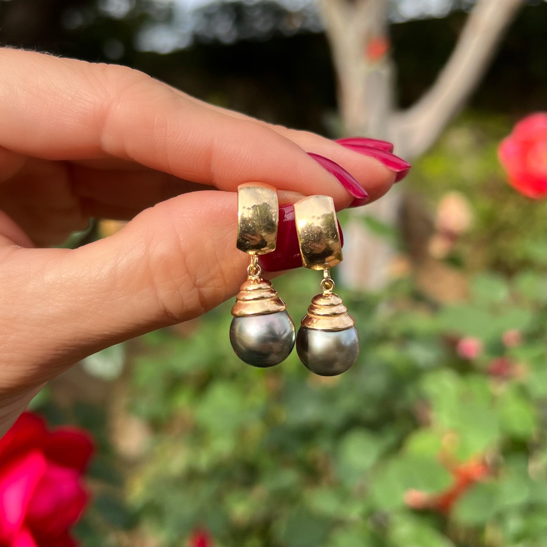 Modern Tahitian Grey South Sea Pearl Gold Vintage Drop Earrings For Sale